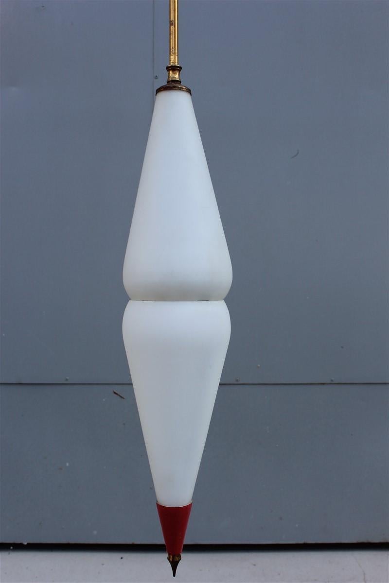 Minimal Kronleuchter Laterne Italienisch Design 1950er Jahre Midcentury Messing Weißes Glas (Mitte des 20. Jahrhunderts) im Angebot
