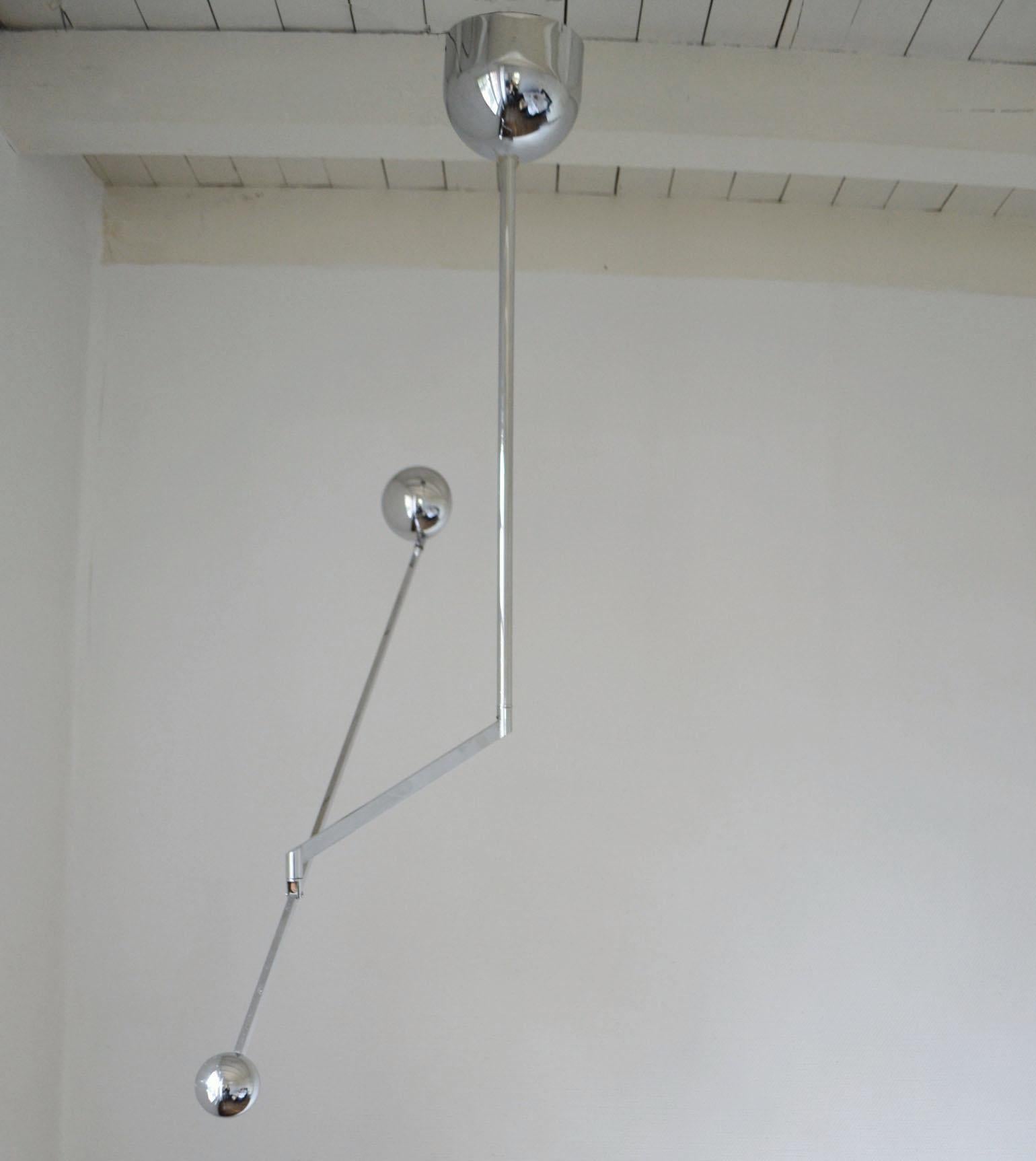 Minimal Chrome Counter Balance Ceiling Lamp 1970 en vente 5