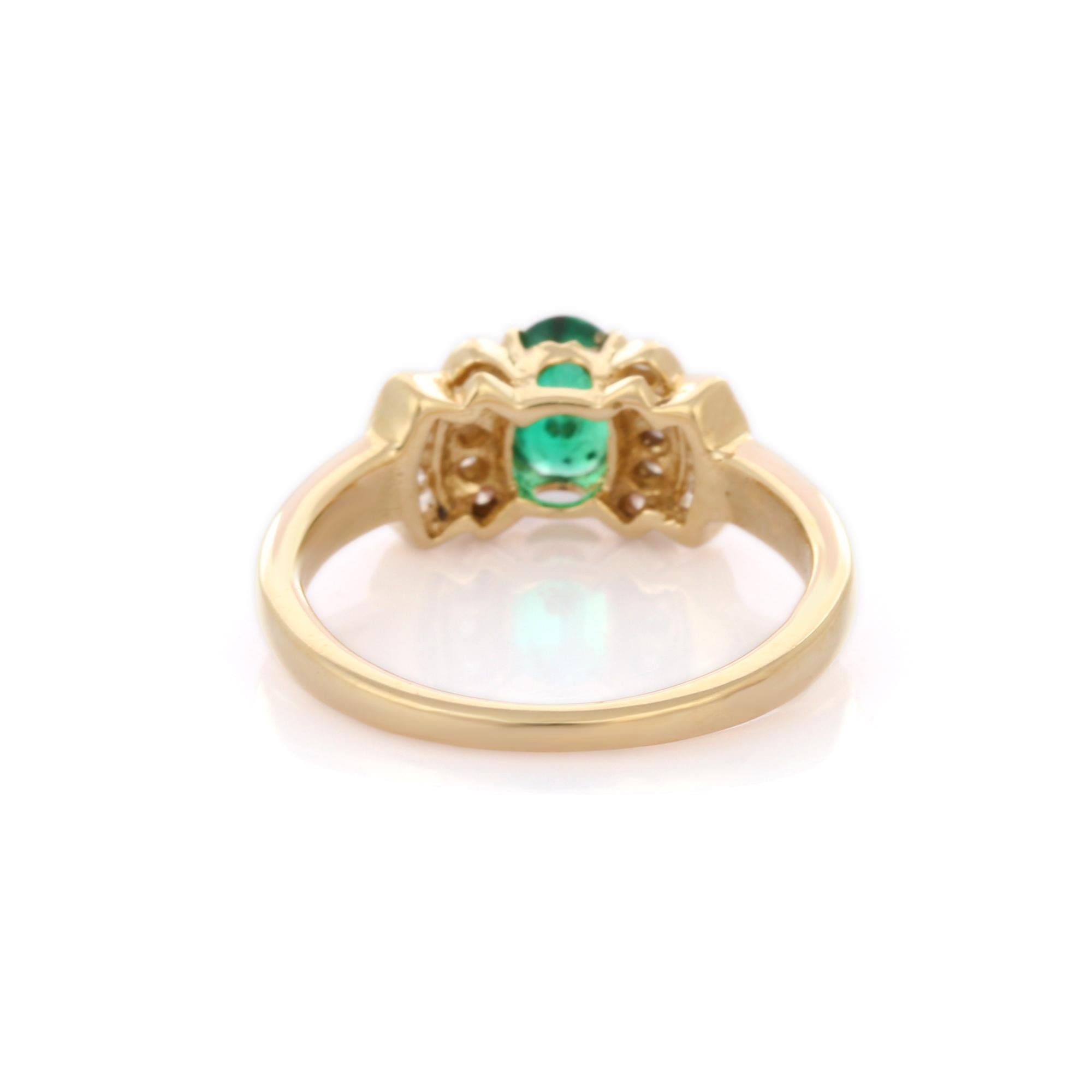 En vente :  Bague de fiançailles en or jaune 14 carats avec émeraude vert vif et diamants pour elle  4