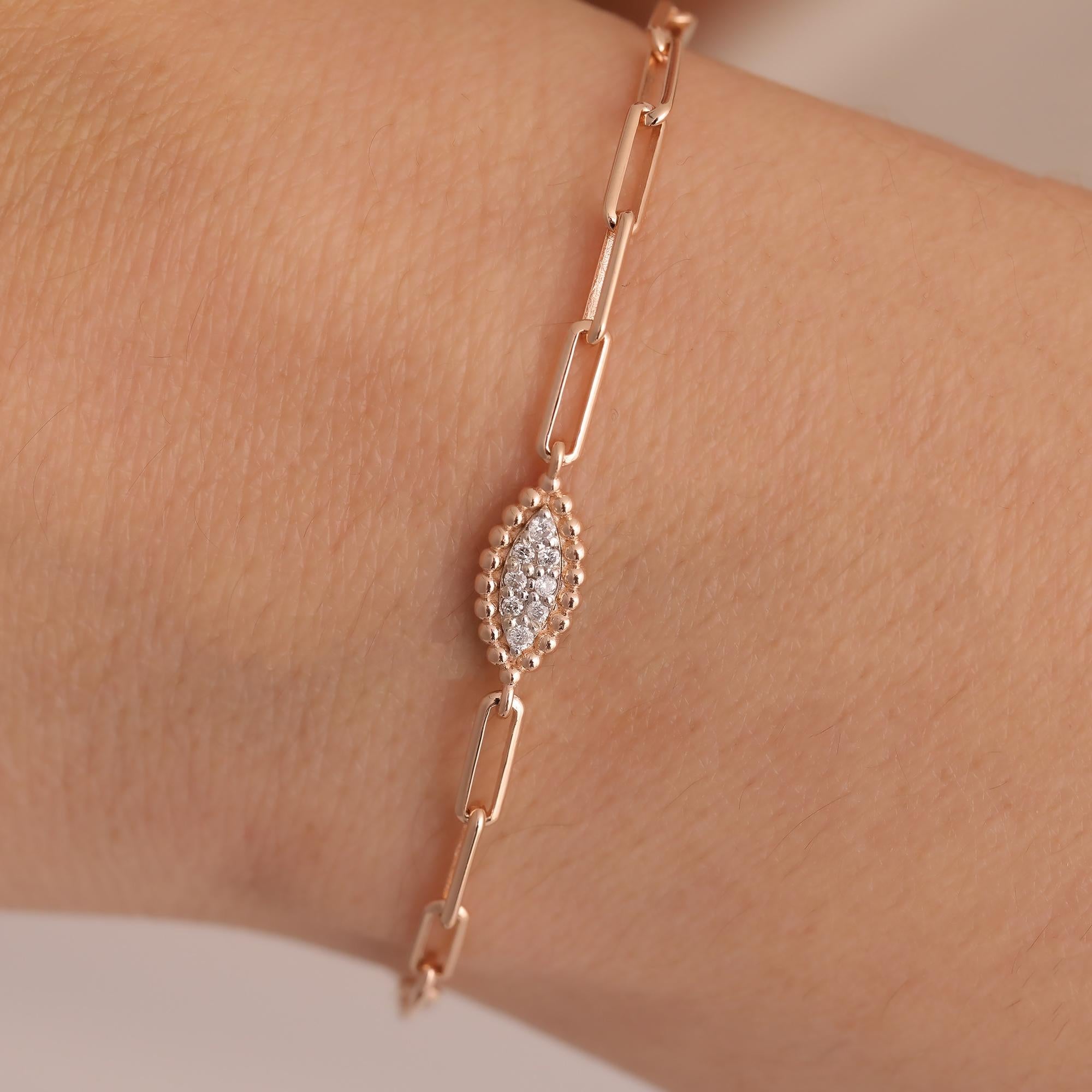 Minimal Diamond Bracelet

This item is made by order, please let us your desired gold color and bracelet length

Product Details :

• Made to Order

• Gold Kt: 14kt (18kt available)

• 3.40GR

• 0.10CT Diamond

• Available Gold Colors: Rose Gold,