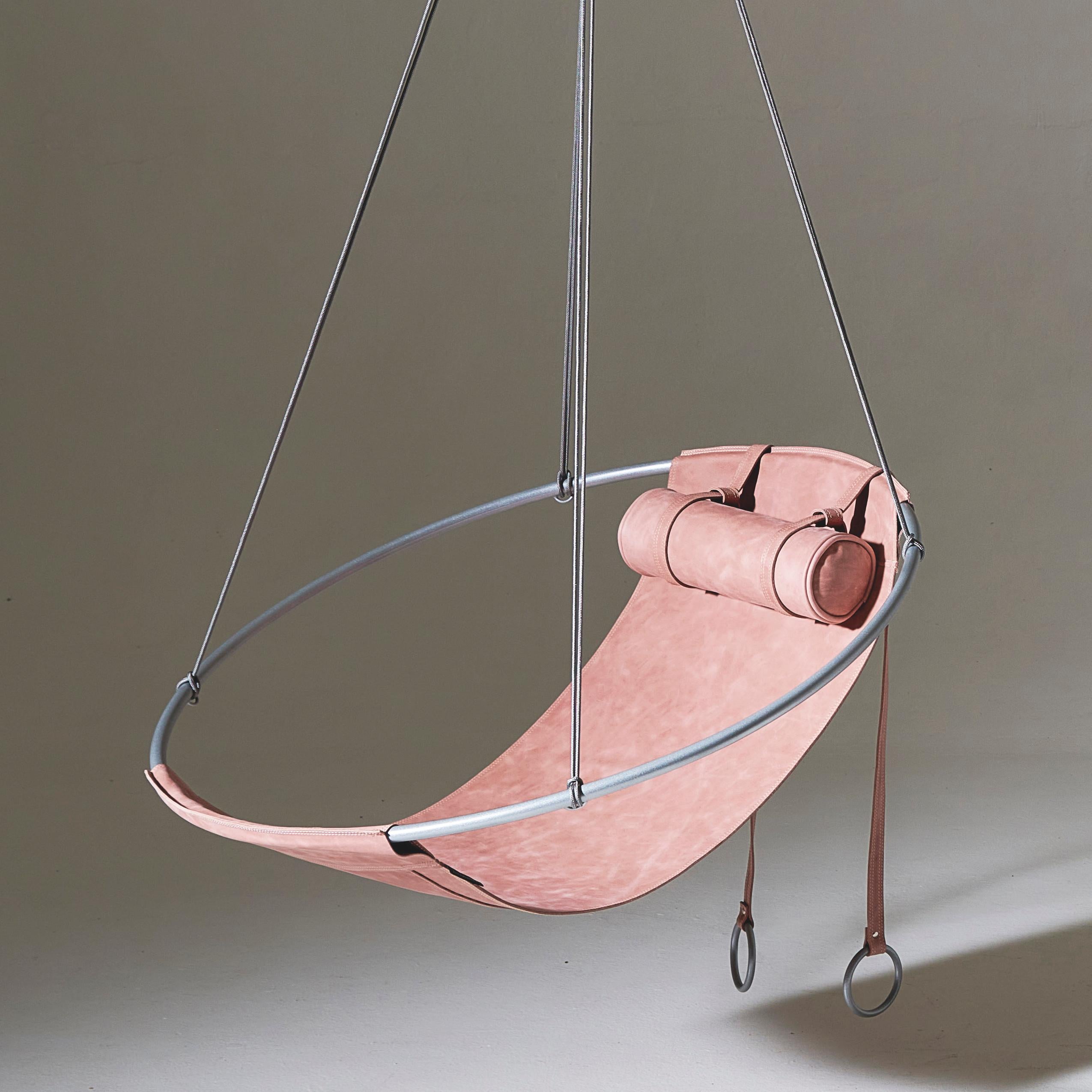 Modern Genuine Leather Hanging Swing Chair (Minimalistisch) im Angebot