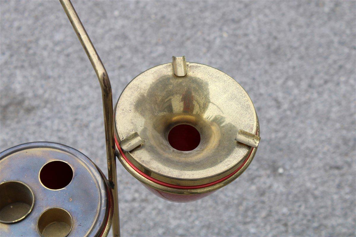 Minimal Geometric Magazine Holder Ashtray Brass Italian Mid-Century Design Red In Good Condition For Sale In Palermo, Sicily