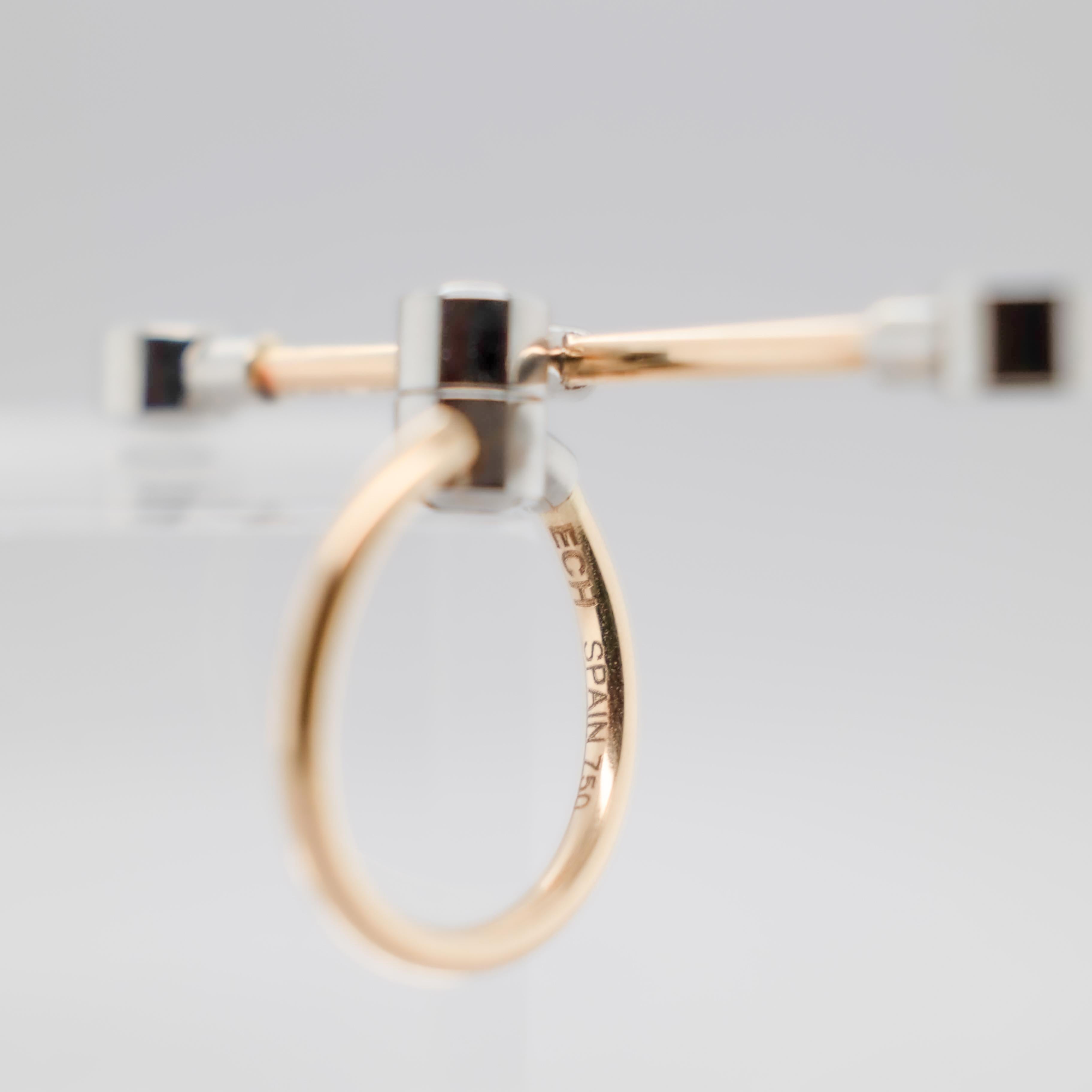Contemporary ring, Yellow gold 18K.

You can add or remove the modular stick.
This is only possible with a surgical steel mechanism. Surgical steel is more resistant to mechanical damage than gold and allows a perfect fit of the decorative elements