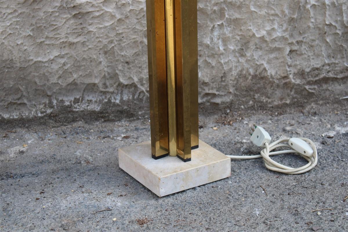 Minimal Italian Table Lamp Brass Gold Marbe Base Square 1970s  In Good Condition For Sale In Palermo, Sicily
