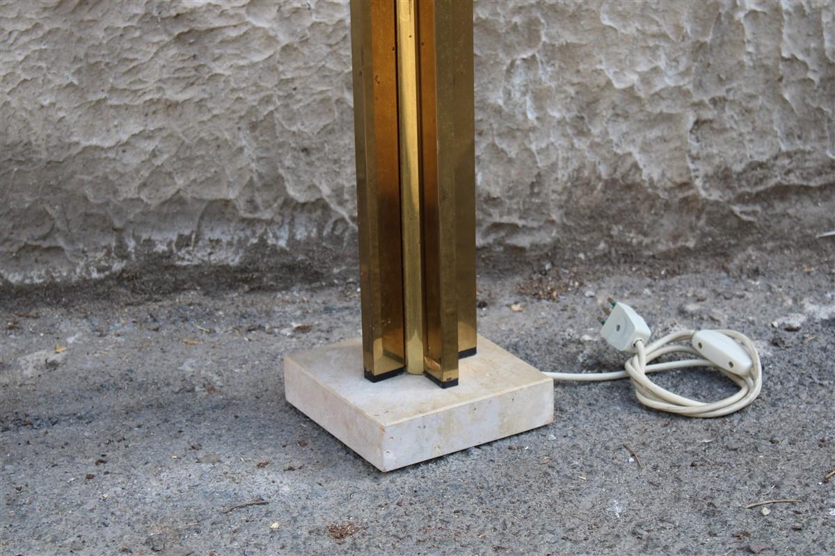 Minimal Italian Table Lamp Brass Gold Marbe Base Square 1970s In Good Condition For Sale In Palermo, Sicily