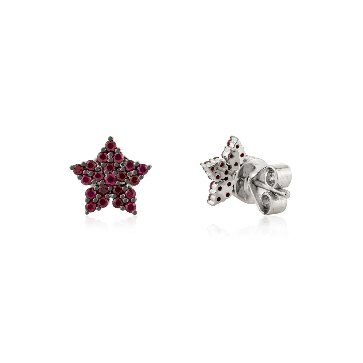 Minimal July Birthstone Ruby Star Earrings in 14k Solid White Gold Fine Jewelry In New Condition For Sale In New York, NY