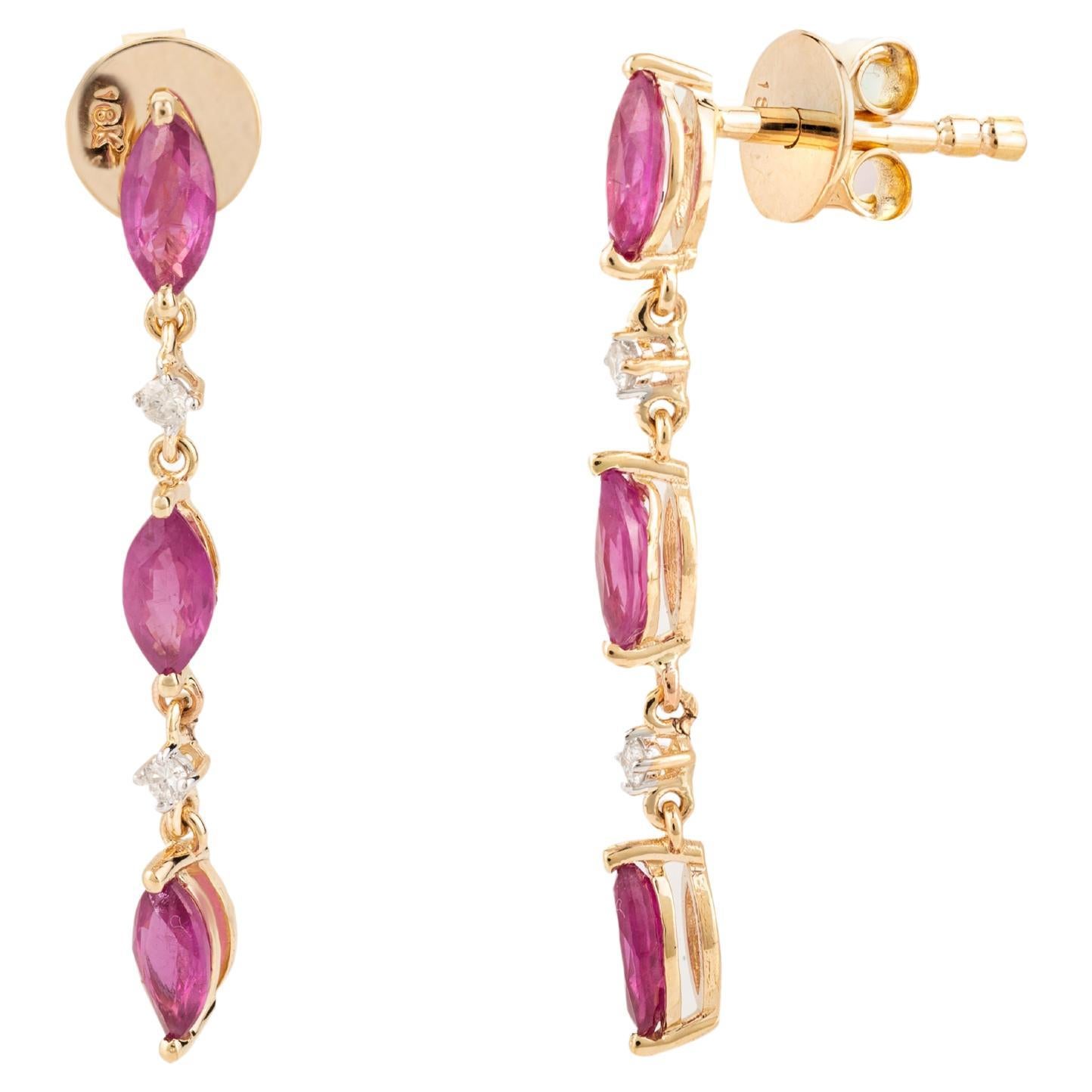 Boucles d'oreilles pendantes Minimal Marquise Rubis Diamant Cadeau pour Elle en Or Jaune 18k en vente