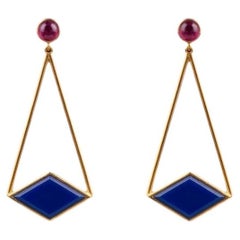 Boucles d'oreilles « Minimal Match » en or 9 carats, ornées d'onyx et de rubis, par Ornamento e Delitto
