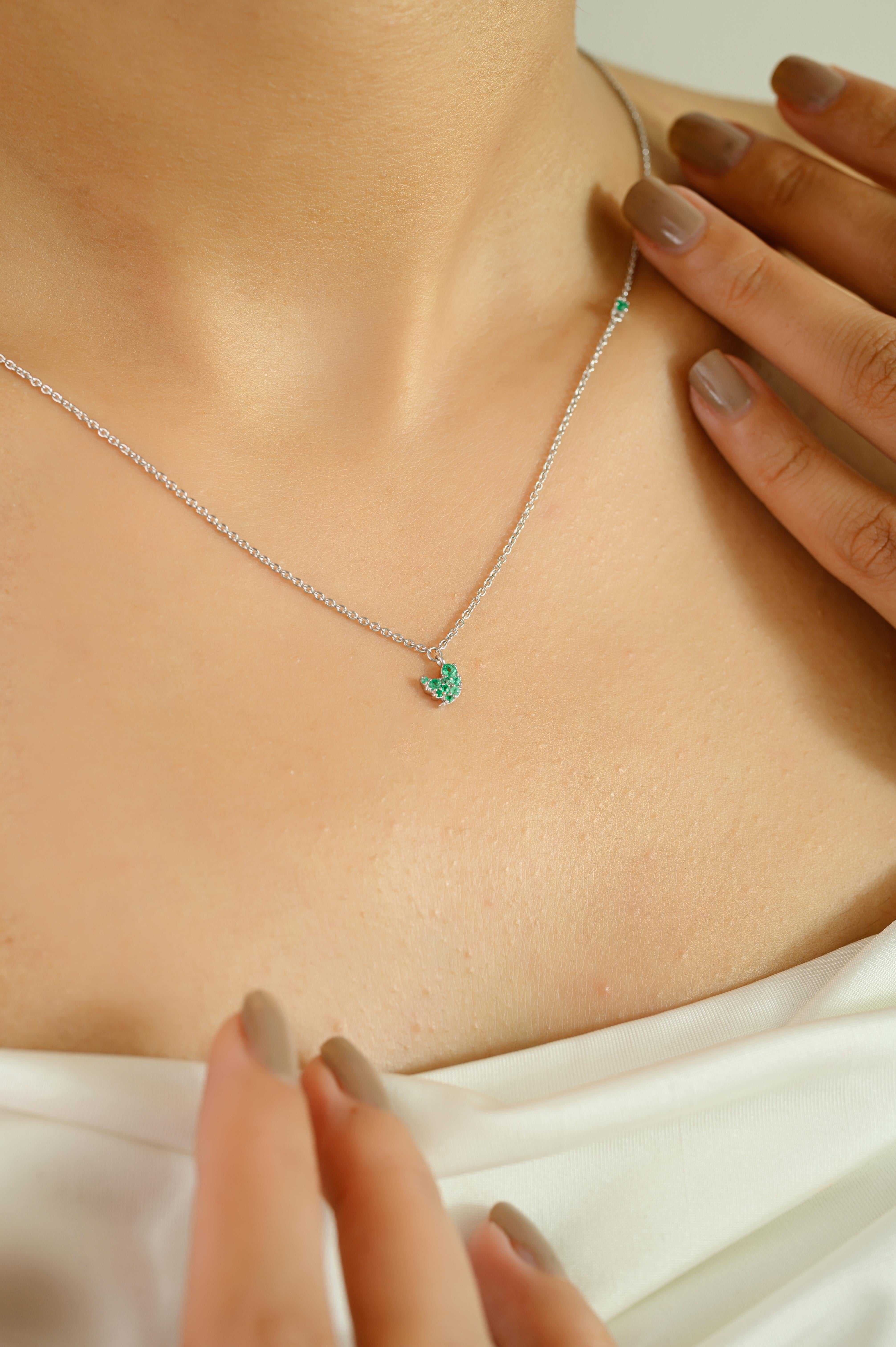 Minimal May Birthstone Emerald Bird Pendant Necklace in 14k Solid White Gold For Sale 2