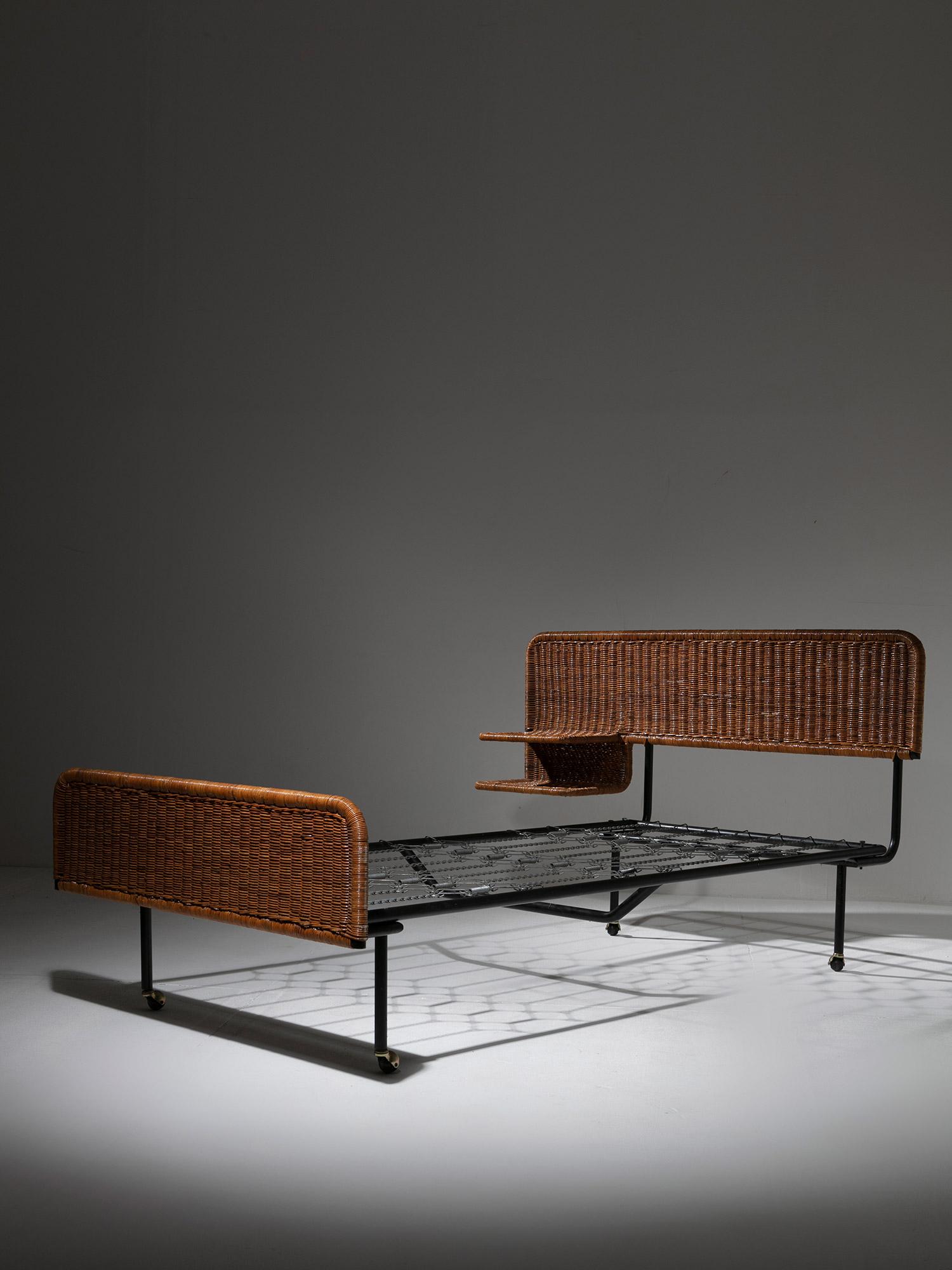 Italian Minimal Metal and Wicker Single Bed with Integrated Shelves, Italy, 1960s For Sale