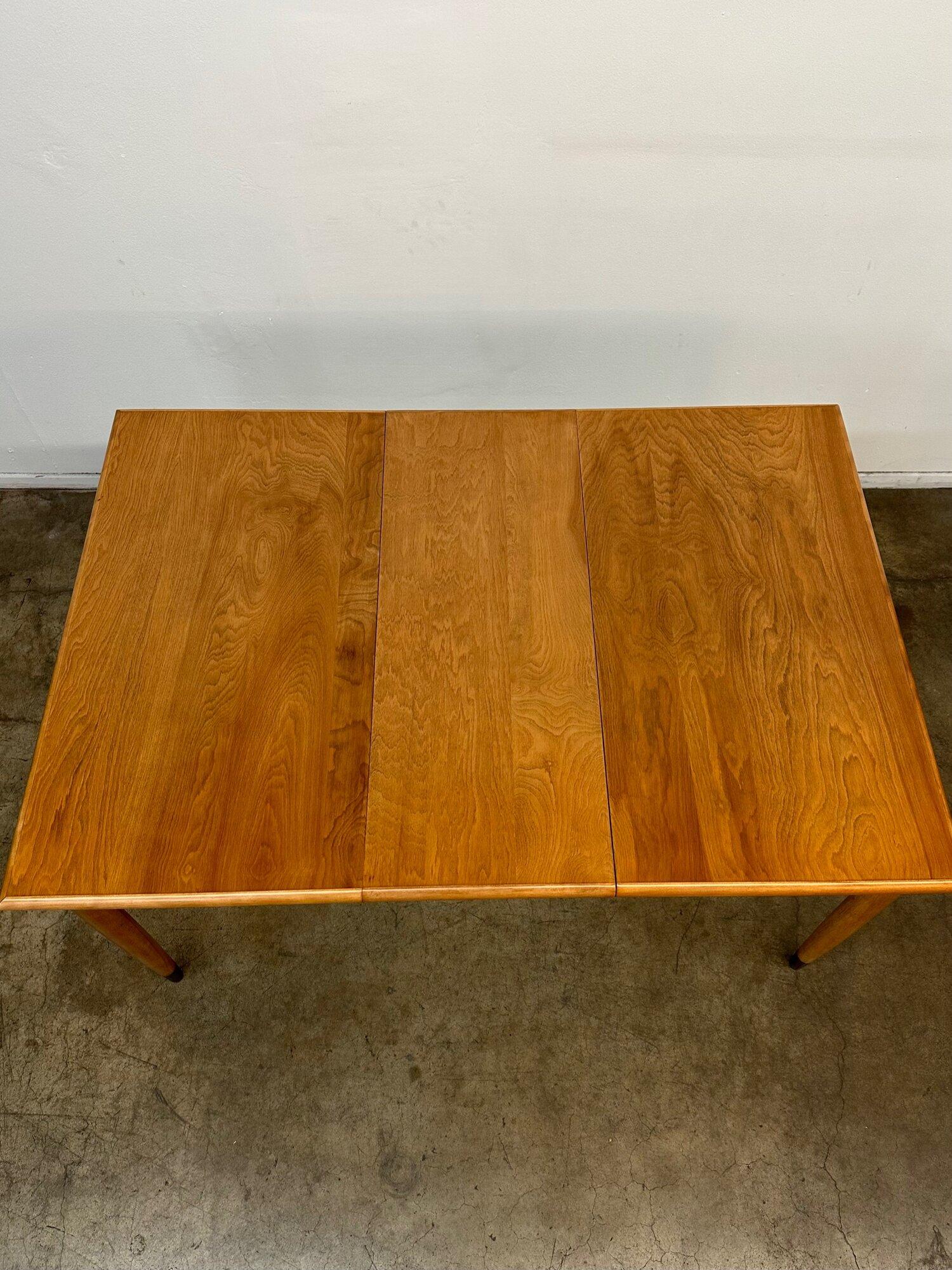 Minimal Midcentury Dining Table 10