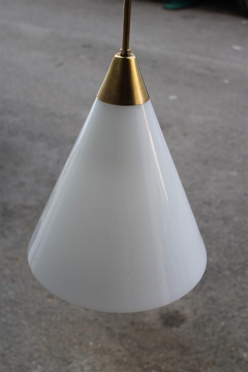 Minimal Midcentury Italian Design Chandelier Brass Gold White Glass Stilnovo For Sale 3