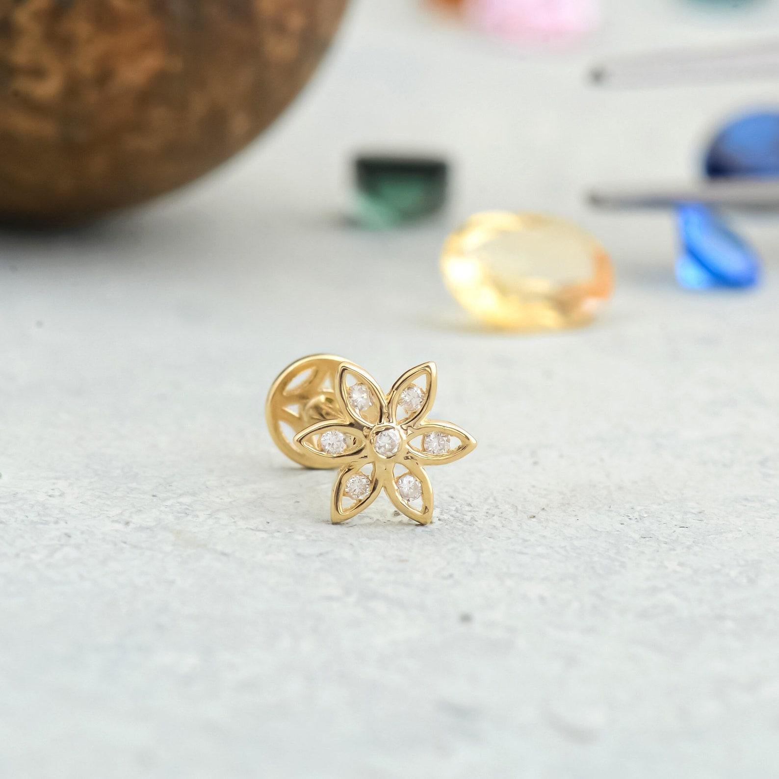 Minimalistischer minimalistischer Tragus-Ohrring aus Moissanit mit Schraubverschluss 925 aus Sterlingsilber für Damen 5