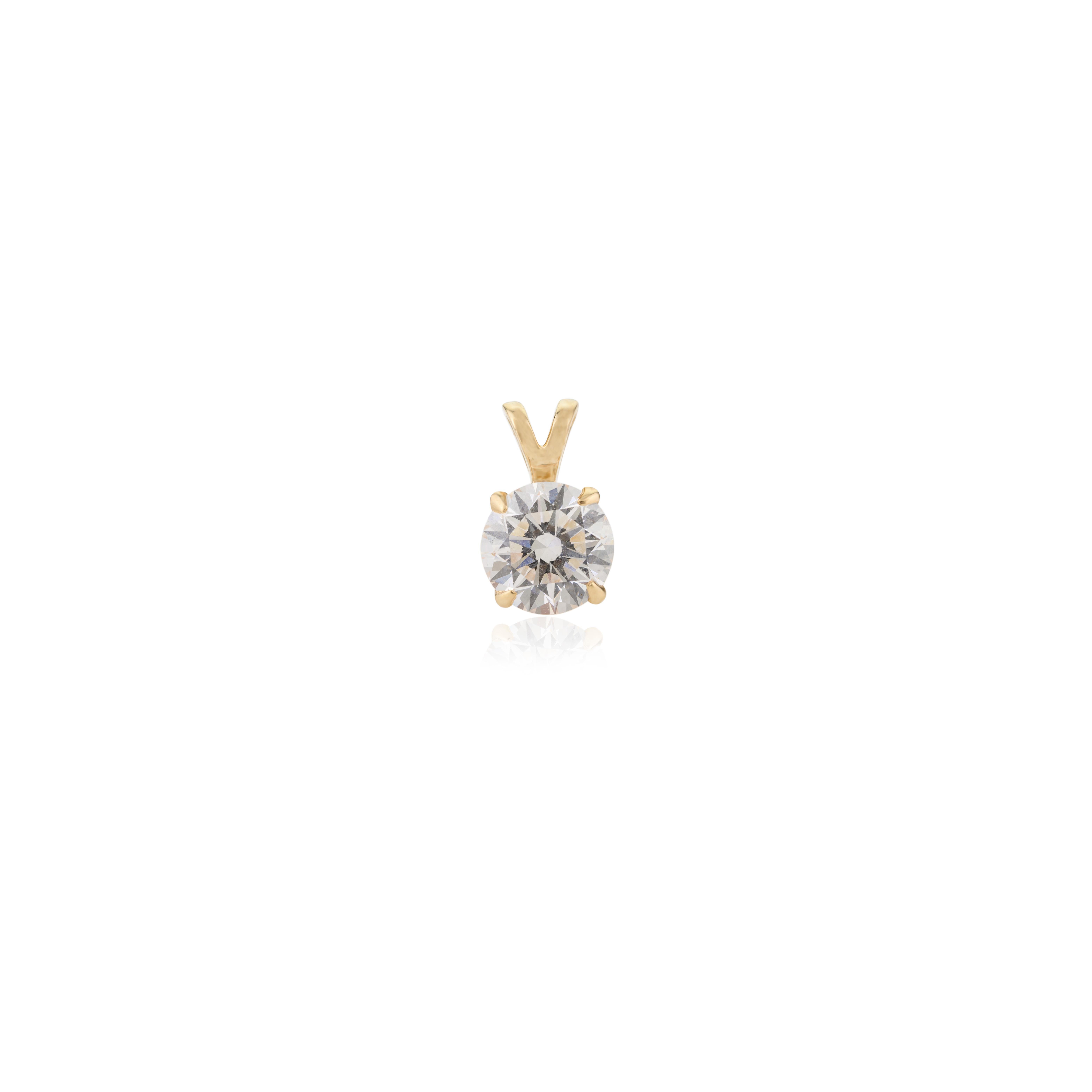 Minimal Moissanite Solitaire Pendant in 14k Solid Yellow Gold Necklace for Mom In New Condition For Sale In New York, NY
