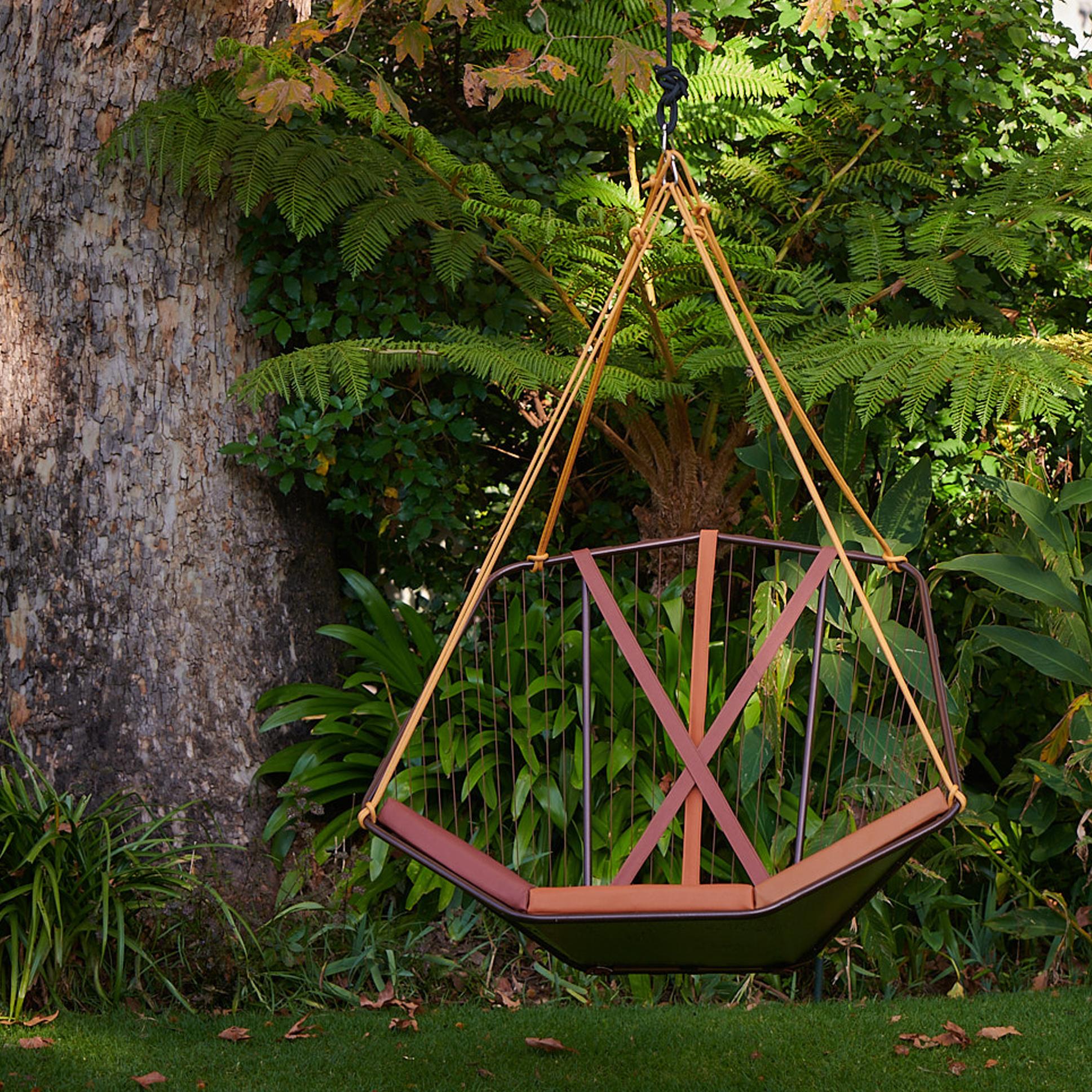 Modern Outdoor Hanging Swing Chair For Sale 1