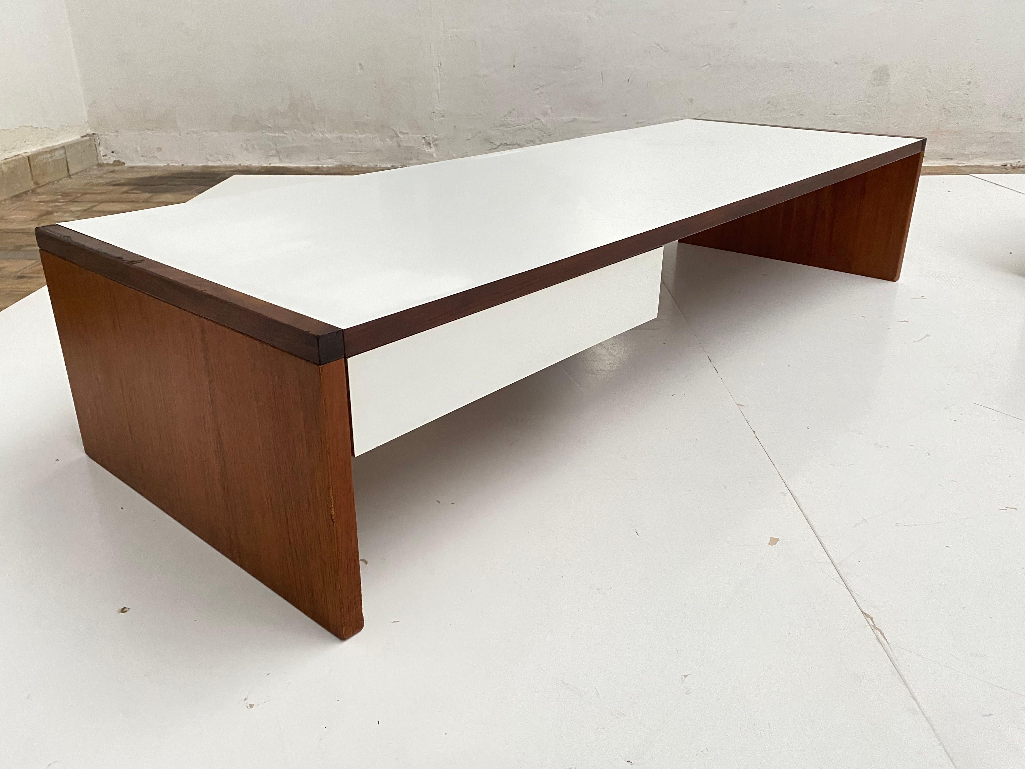 Minimal Pair of Nigh Stands by Cees Braakman for Pastoe the Netherlands, 1960's For Sale 3