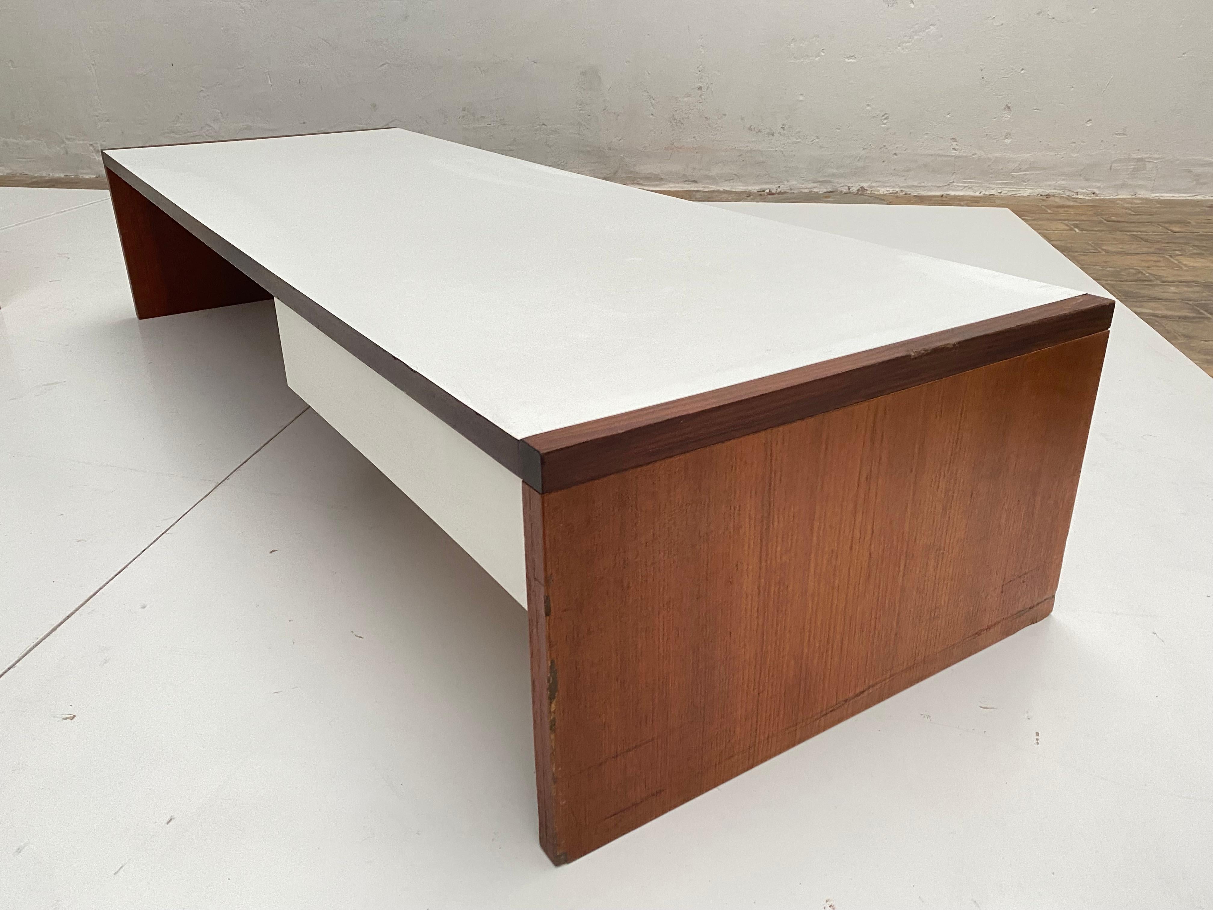 Minimal Pair of Nigh Stands by Cees Braakman for Pastoe the Netherlands, 1960's For Sale 4