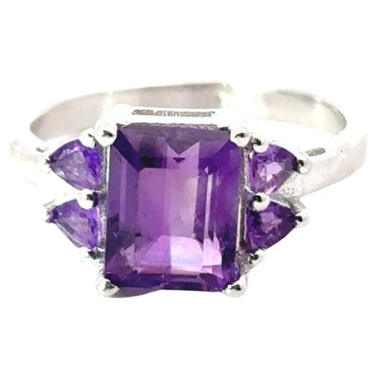 For Sale:  Minimal Purple Amethyst 3.1 Carat Promise Ring in Sterling Silver Mother Gift