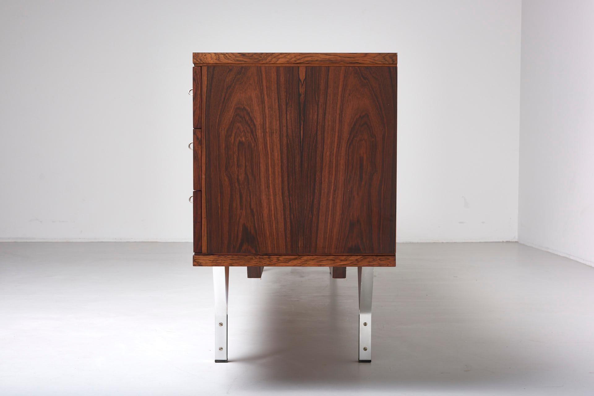Minimal Sideboard in Rio Palissander with Y-Shaped Feet, 1960s 2