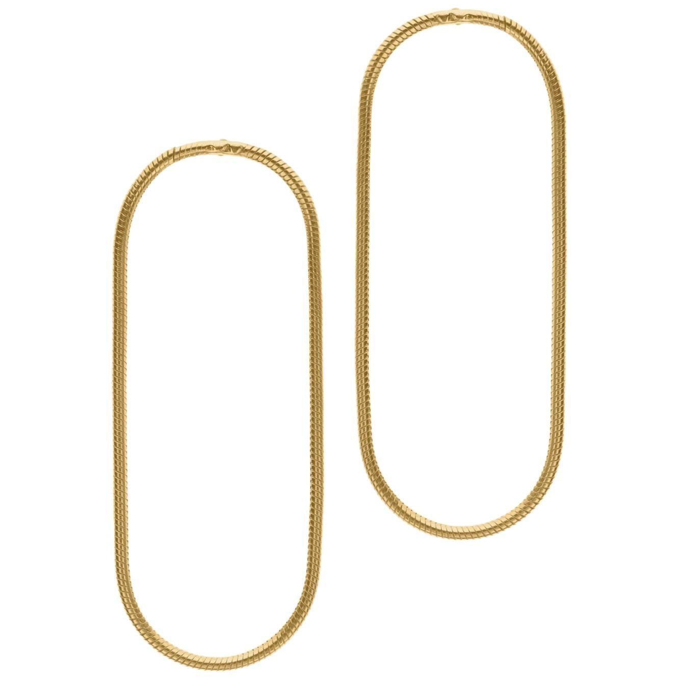 Minimal Snake Chain Gold-Plated Silver Large Hoop Shape Greek Earrings For Sale