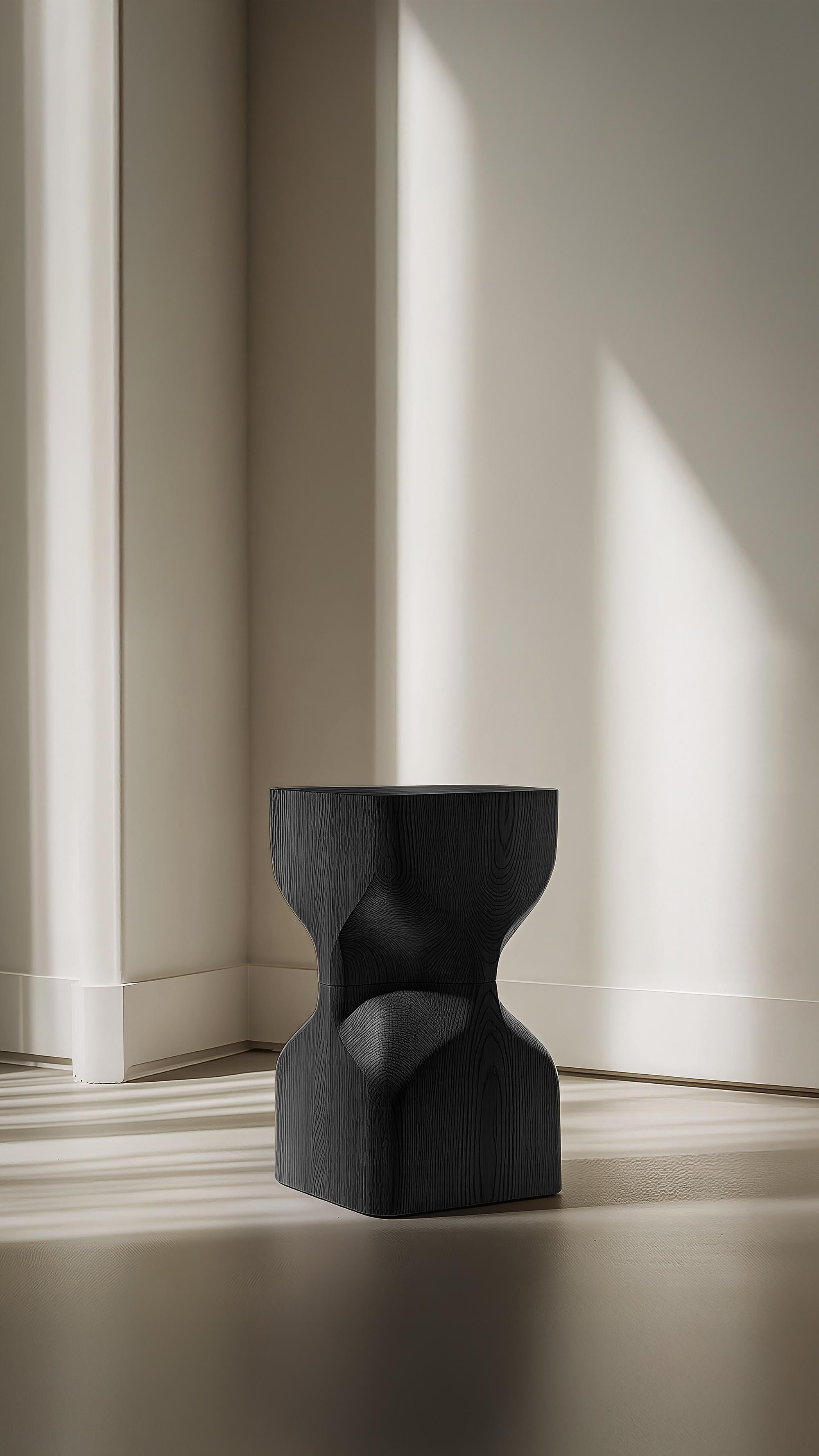 Tabouret minimal en bois massif Socle No54, Design by Joel Escalona Neuf - En vente à Ciudad de México, CDMX