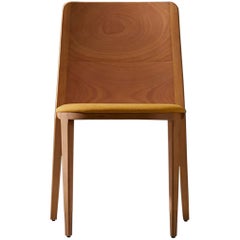 Minimalistischer Stil, Stuhl aus Massivholz, Textilien oder Ledersitzmöbel