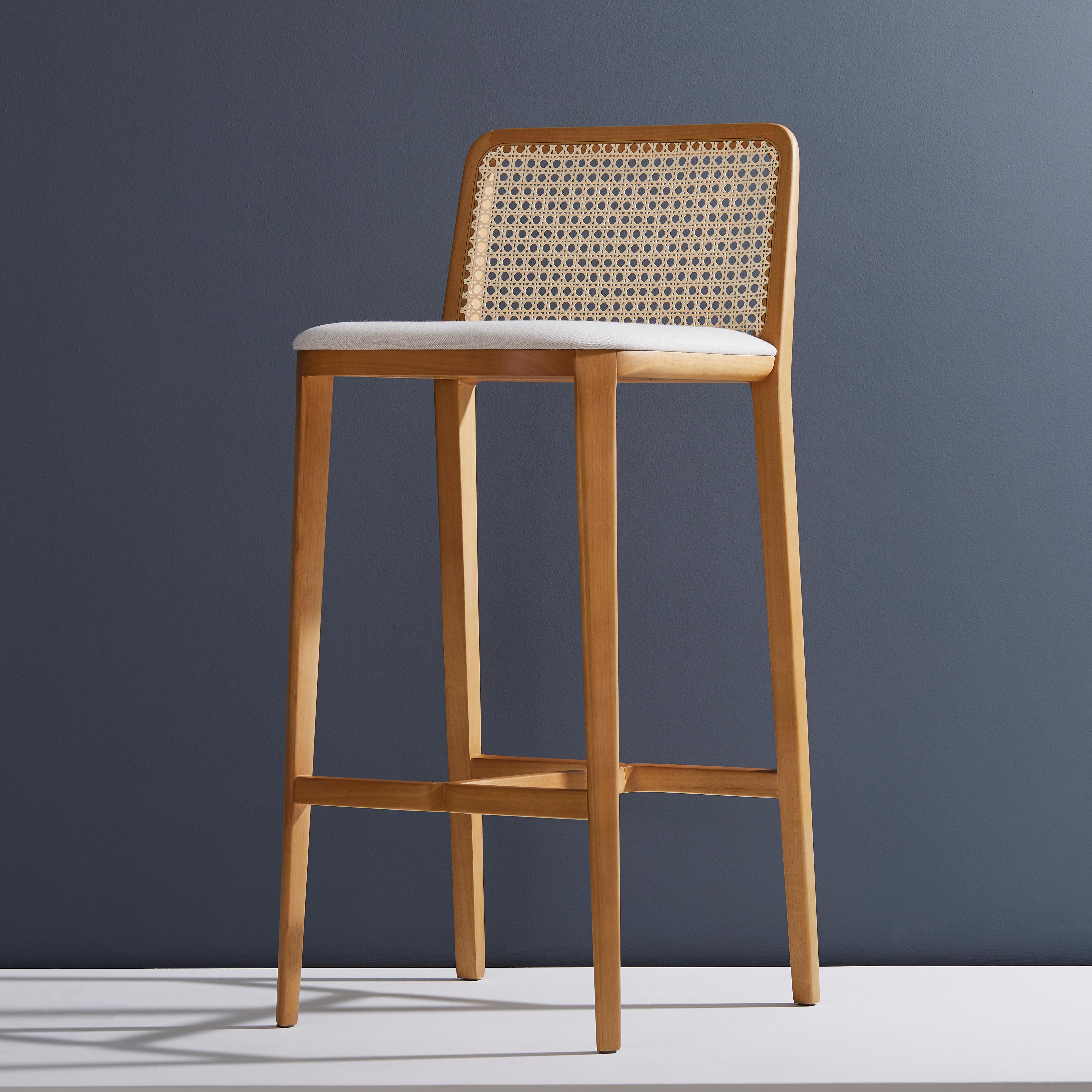 Minimal Style, Solid Wood Stool, Textiles or Leather Seatings, Caning Backboard In New Condition For Sale In Vila Cordeiro, São Paulo