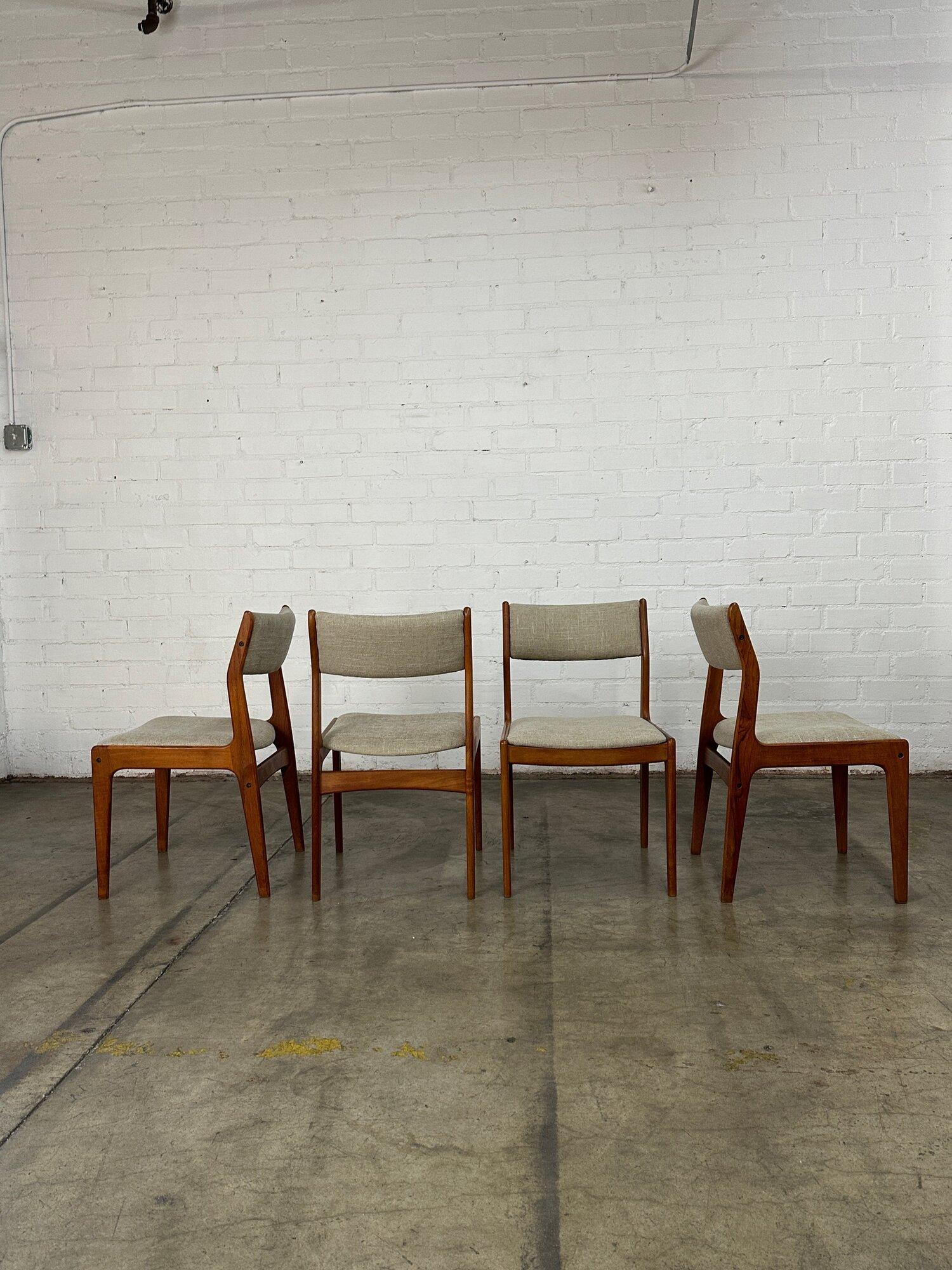Minimal Teak dining chairs-set of four For Sale 4