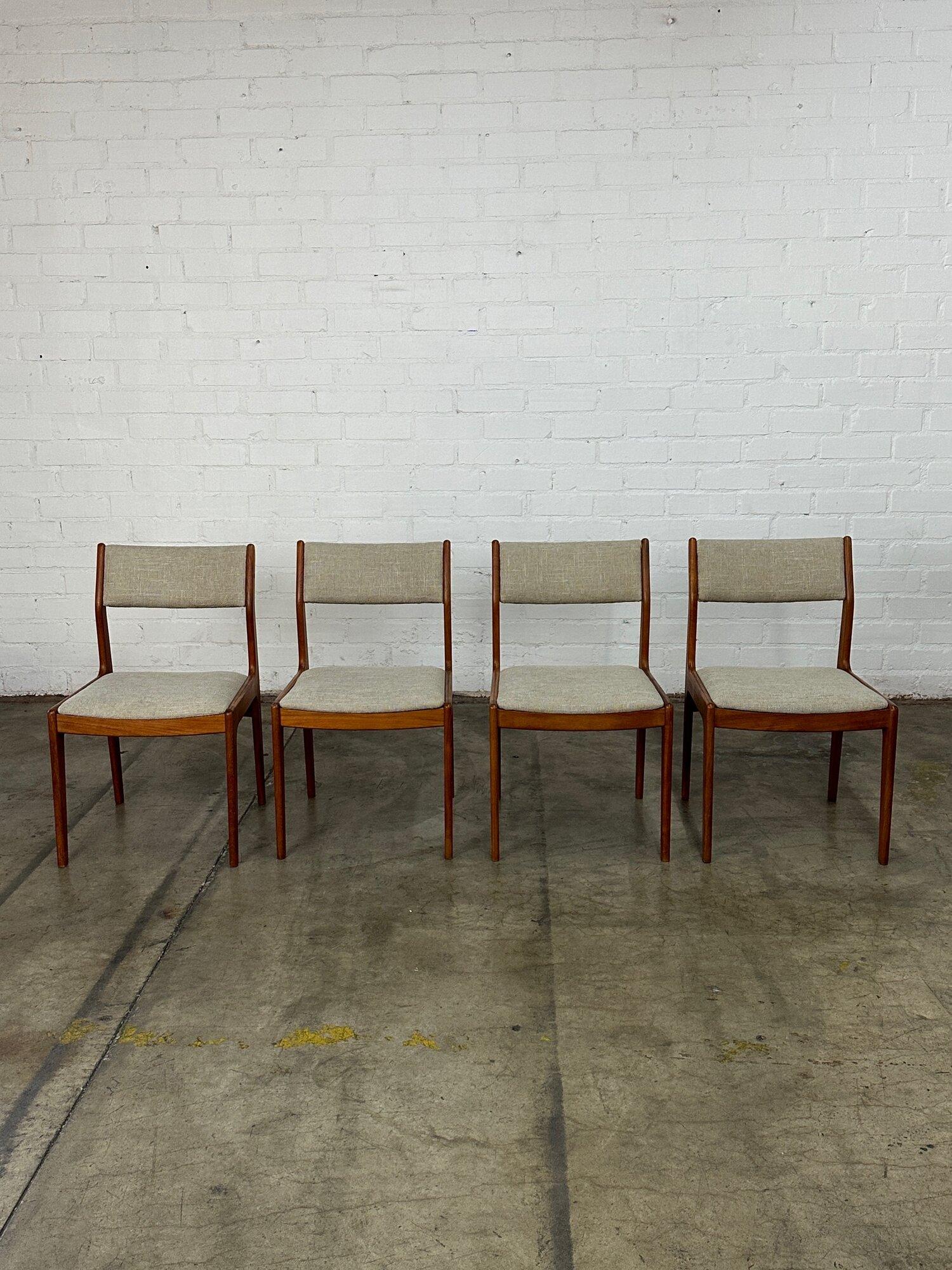Mid-Century Modern Minimal Teak dining chairs-set of four For Sale