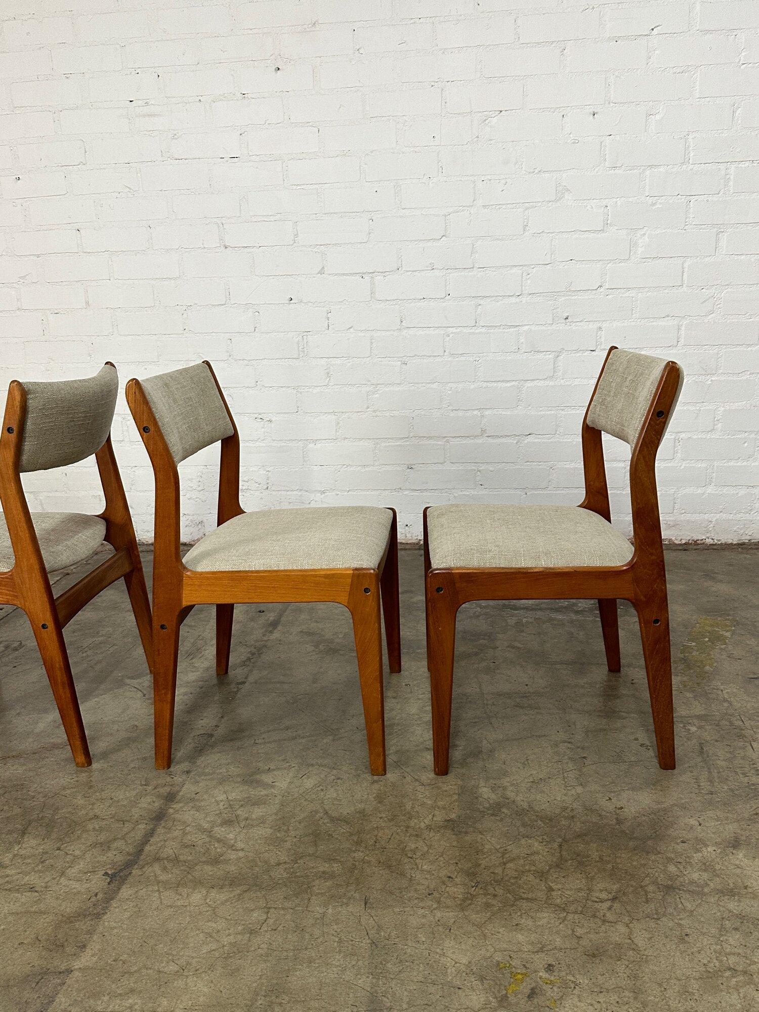 Mid-20th Century Minimal Teak dining chairs-set of four For Sale