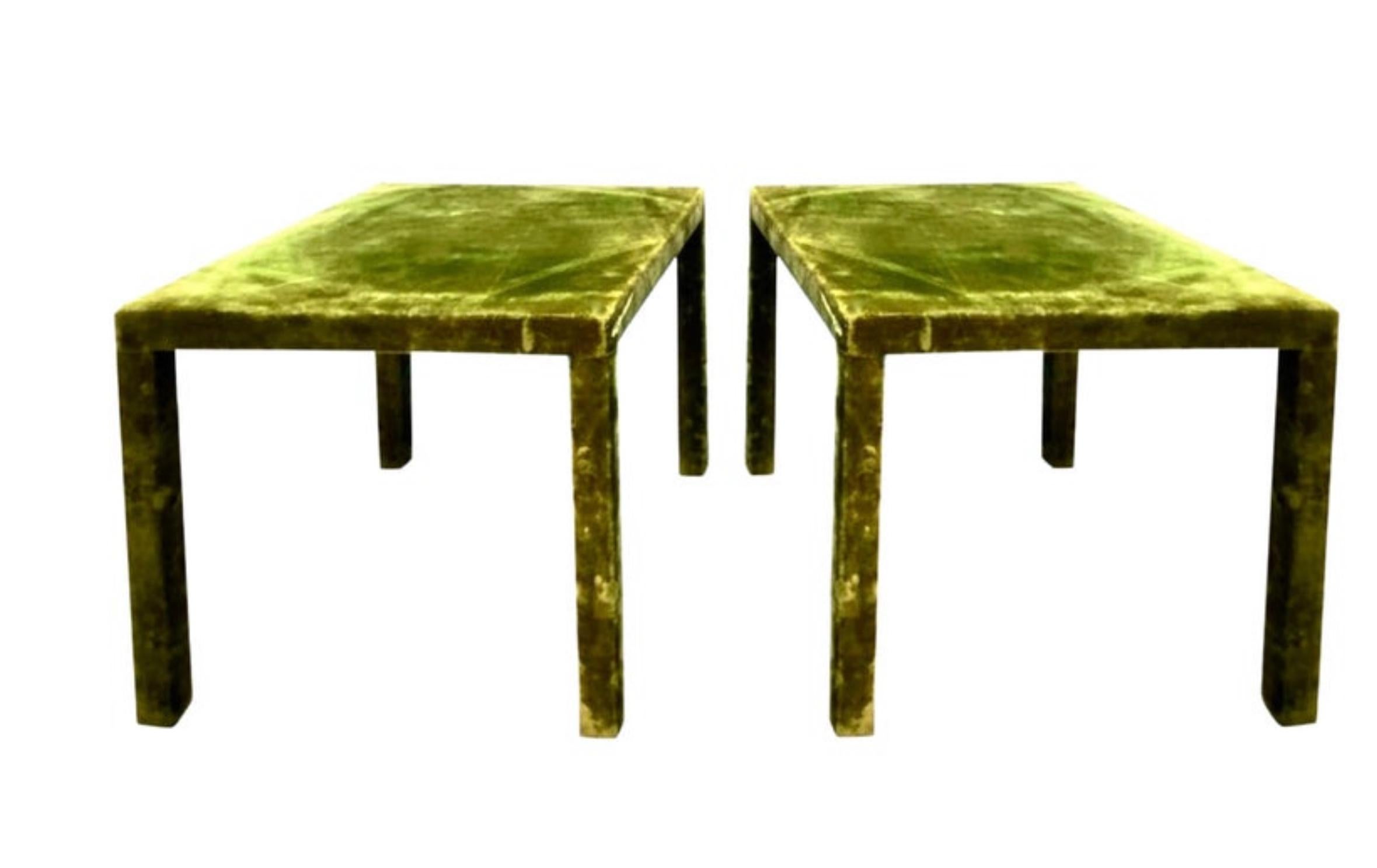 Minimal vintage green velvet upholstered occasional table set, silk umber, 1960s. Silk velvet in an arresting hue that lies between olive green, burnt umber and chestnut depending on light and direction of silk weft.
 