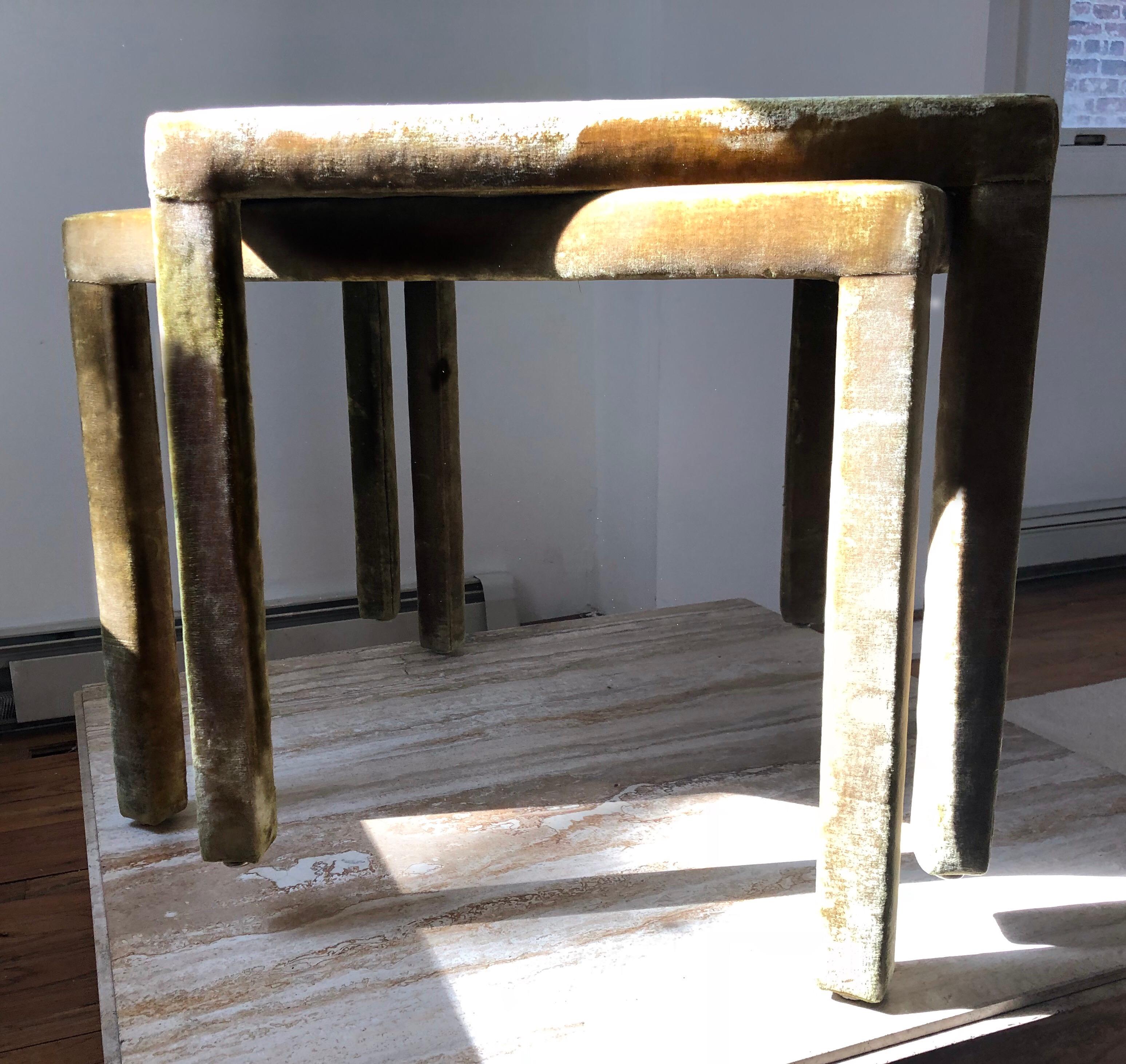 Minimal vintage green velvet upholstered occasional table set, silk umber, 1960s.
Silk velvet in an arresting hue that lies between olive green, burnt umber and chestnut depending on light and direction of silk weft.
 