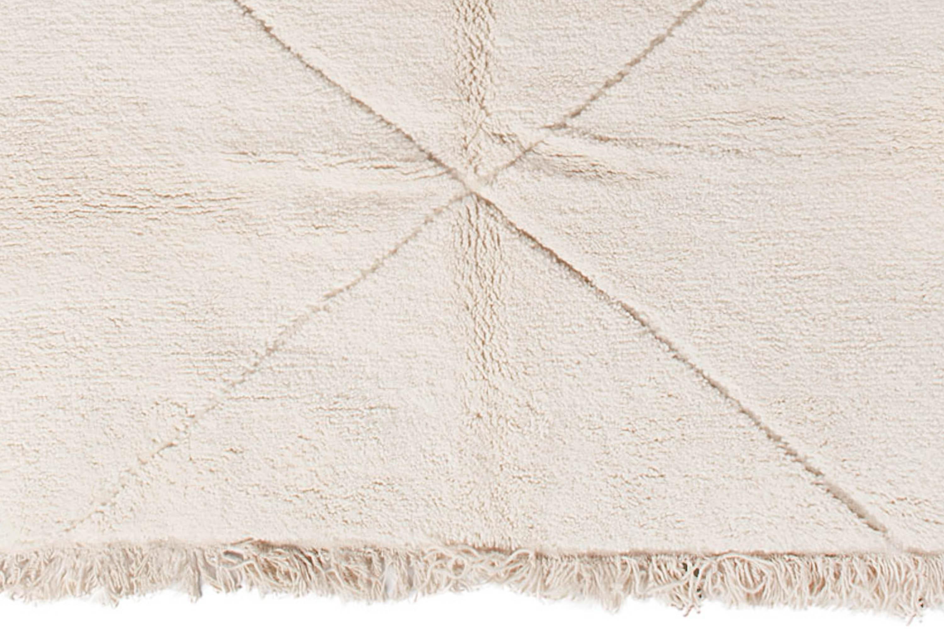 Contemporary Minimalictic Beni Ourain rug / Moroccan White Diamond Pattern Rug, In Stock For Sale