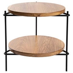 Mesa auxiliar brasileña Minimalis de madera maciza  "Janice" de Samuel Lamas