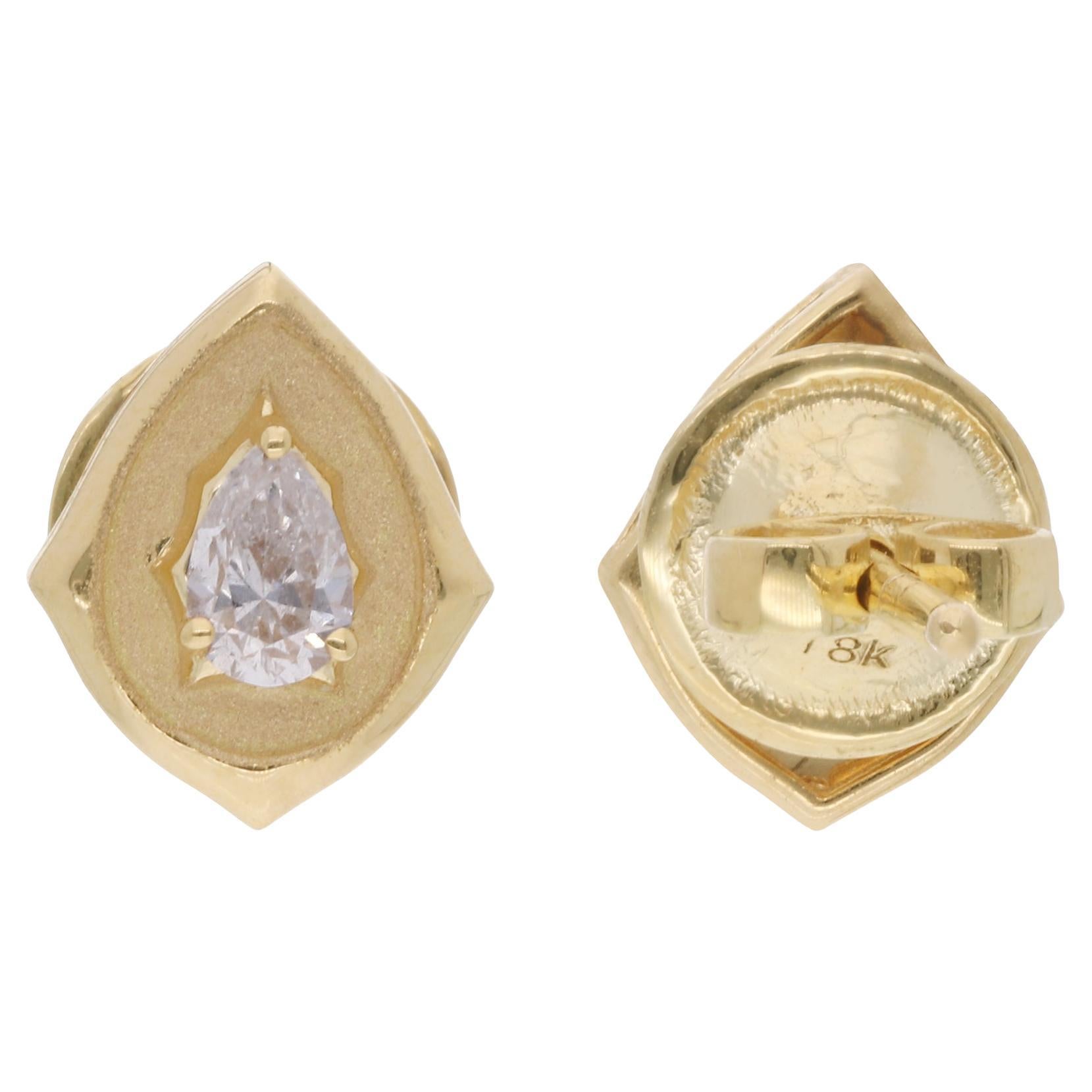 Minimalist 0.29Ct Pear SI/H Diamond Stud Earrings 14K Yellow Gold Fine Jewelry For Sale