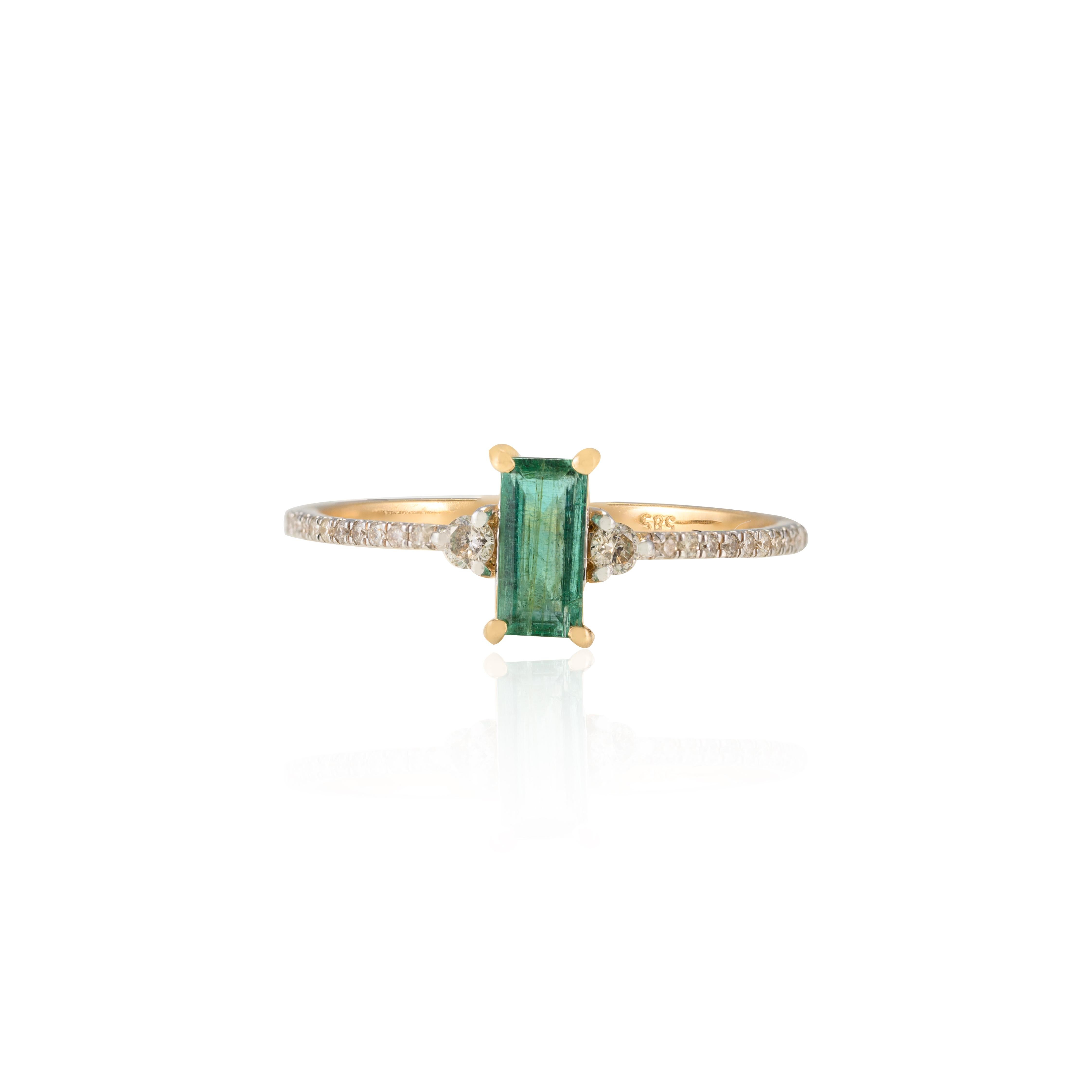 For Sale:  Minimalist Emerald and Diamond Everyday Ring 14k Solid Yellow Gold 3