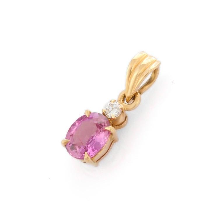 Pendentif minimaliste en or jaune 18 carats avec saphir rose ovale de 1,29 carat et diamants Pour femmes en vente