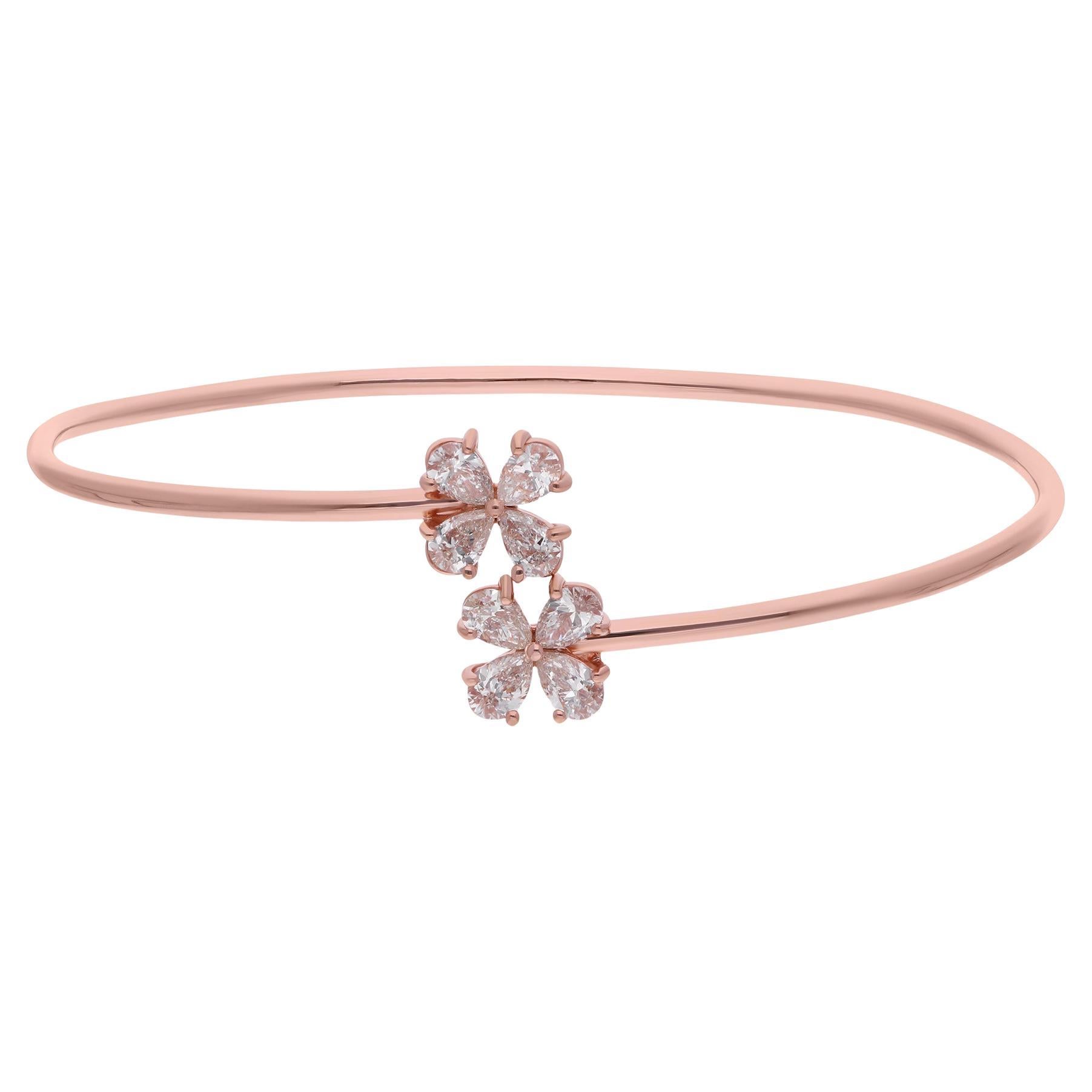 Brazalete minimalista de oro rosa de 18 quilates con diamantes florales SI/H y pera de 1,32 quilates