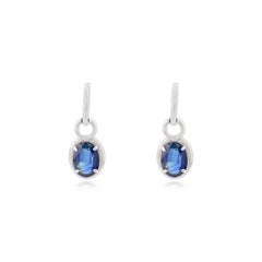 Pendants d'oreilles minimaliste en or blanc 14 carats, saphir bleu de taille ovale Bijoux fins