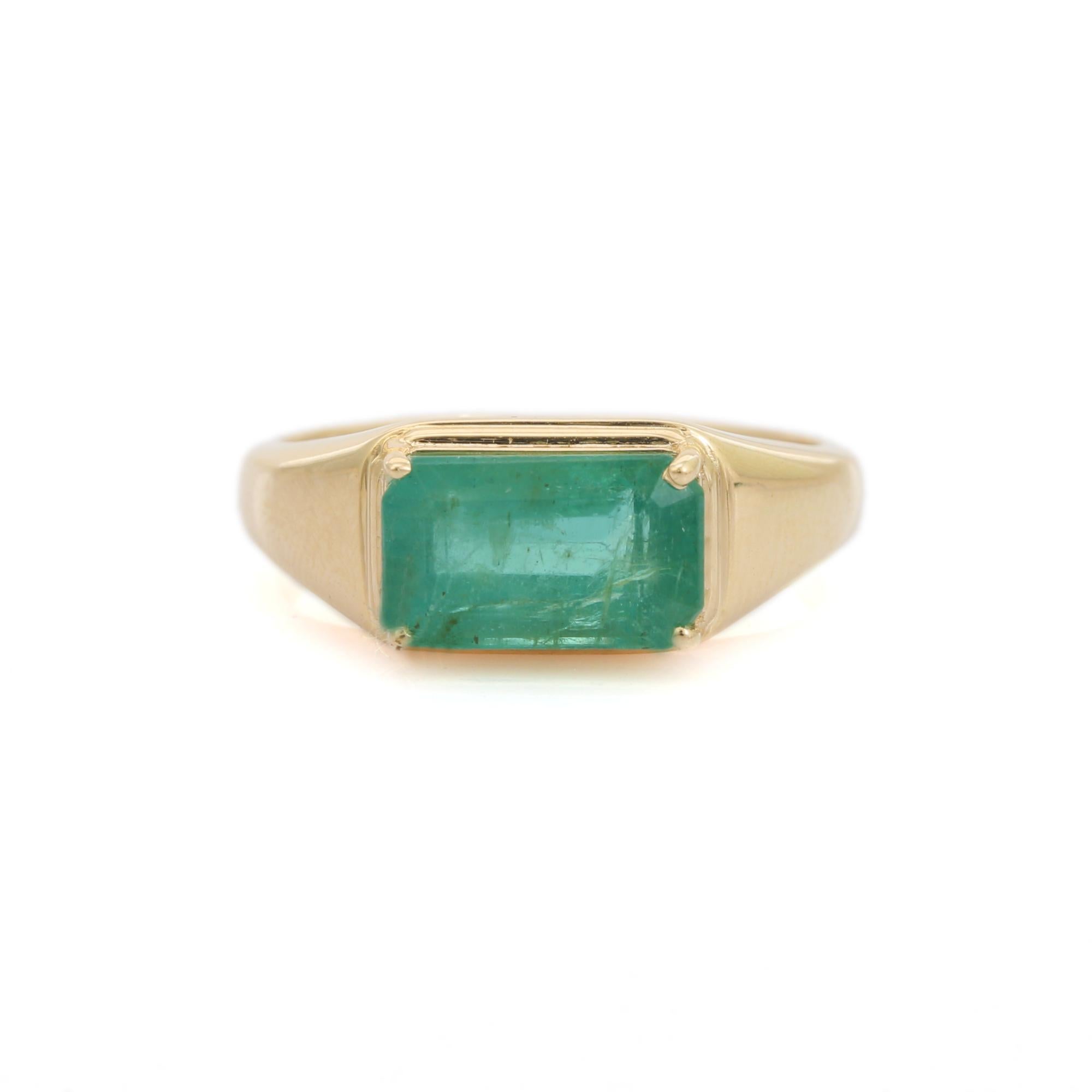 En vente :  Bague de chevalière minimaliste en or jaune massif 14K avec émeraude taillée en octogone Bijoux fins 7