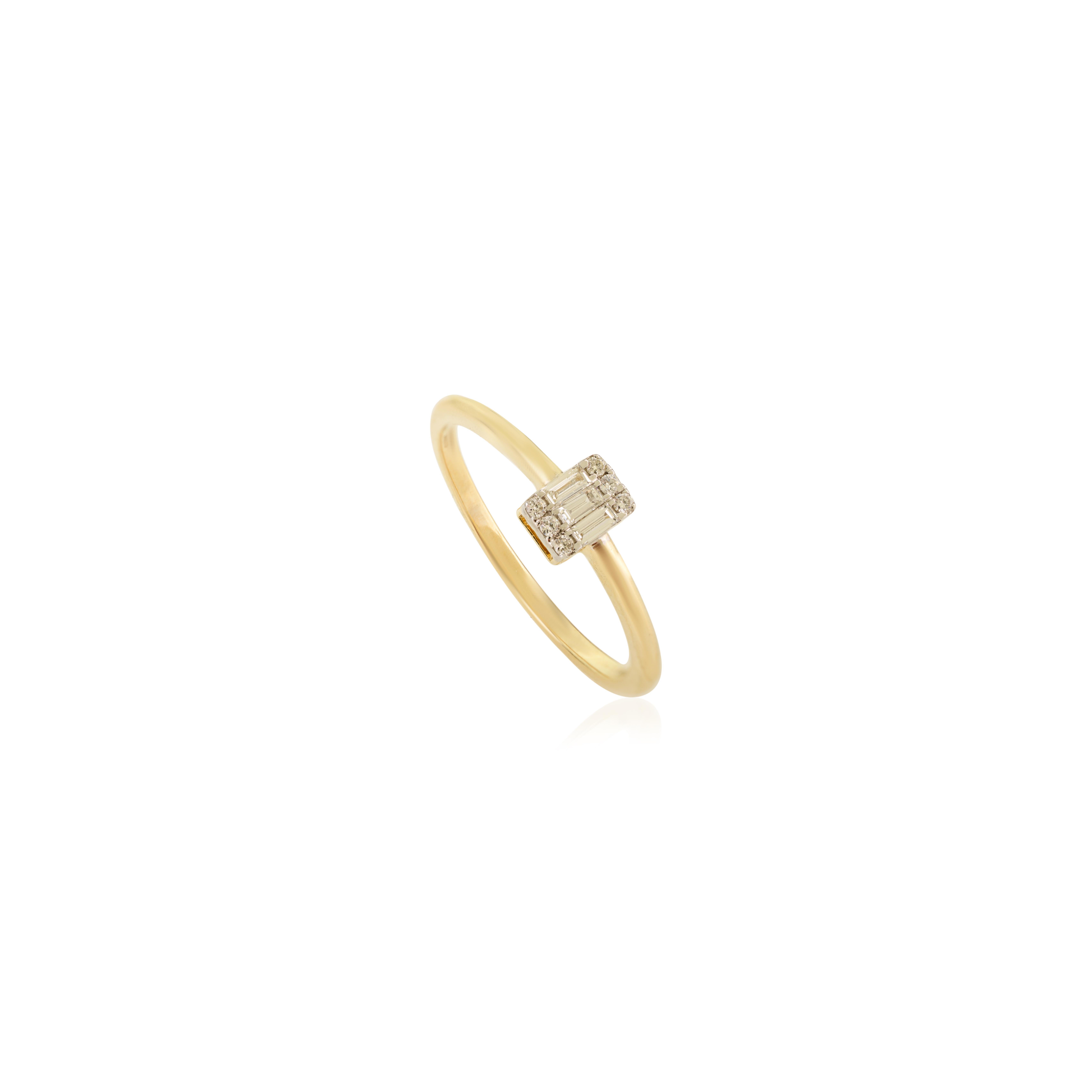 En vente :  Bague empilable minimaliste en or jaune 14K avec diamants baguettes Bijoux fins 3
