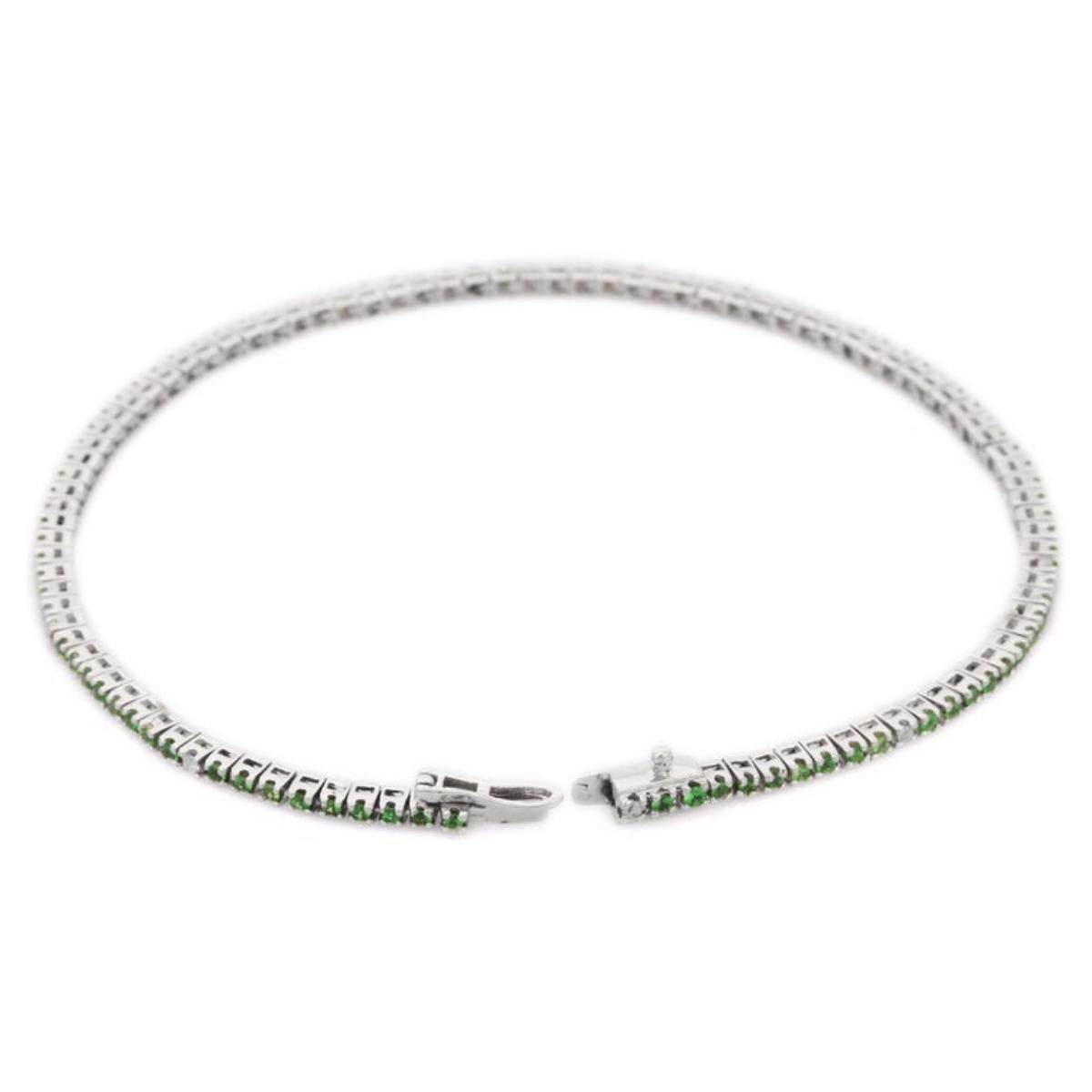 Minimalist 18kt Solid White Gold Diamond Tsavorite Thin Tennis Bracelet In New Condition For Sale In New York, NY