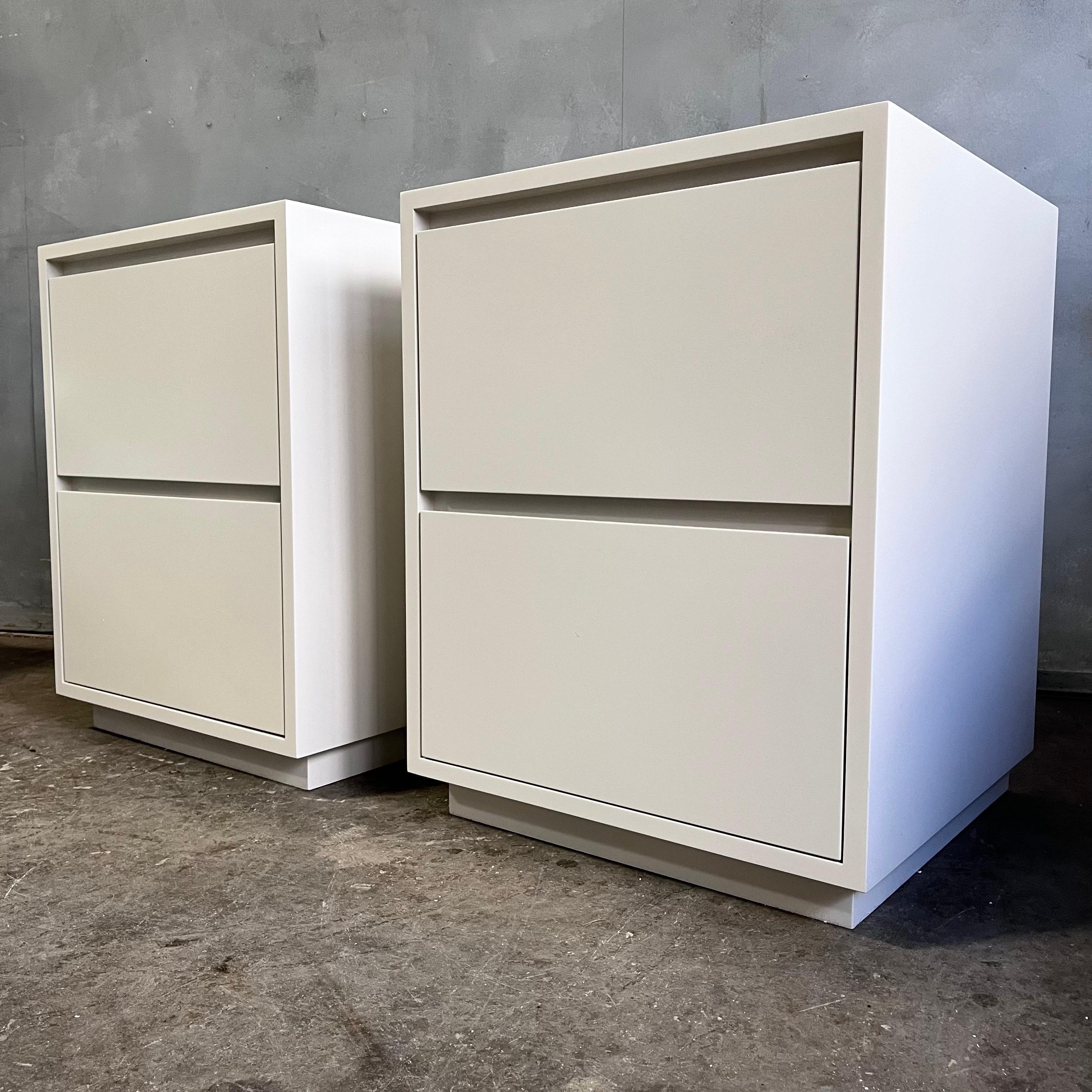 Minimalist 1980's Off-White Taupe Satin Lacquer Night Stands 3