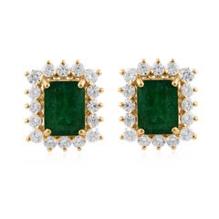 Minimaliste 3.46Ct Zambian Emerald & 1.23Ct Diamond Halo Stud Earrings 10K Gold