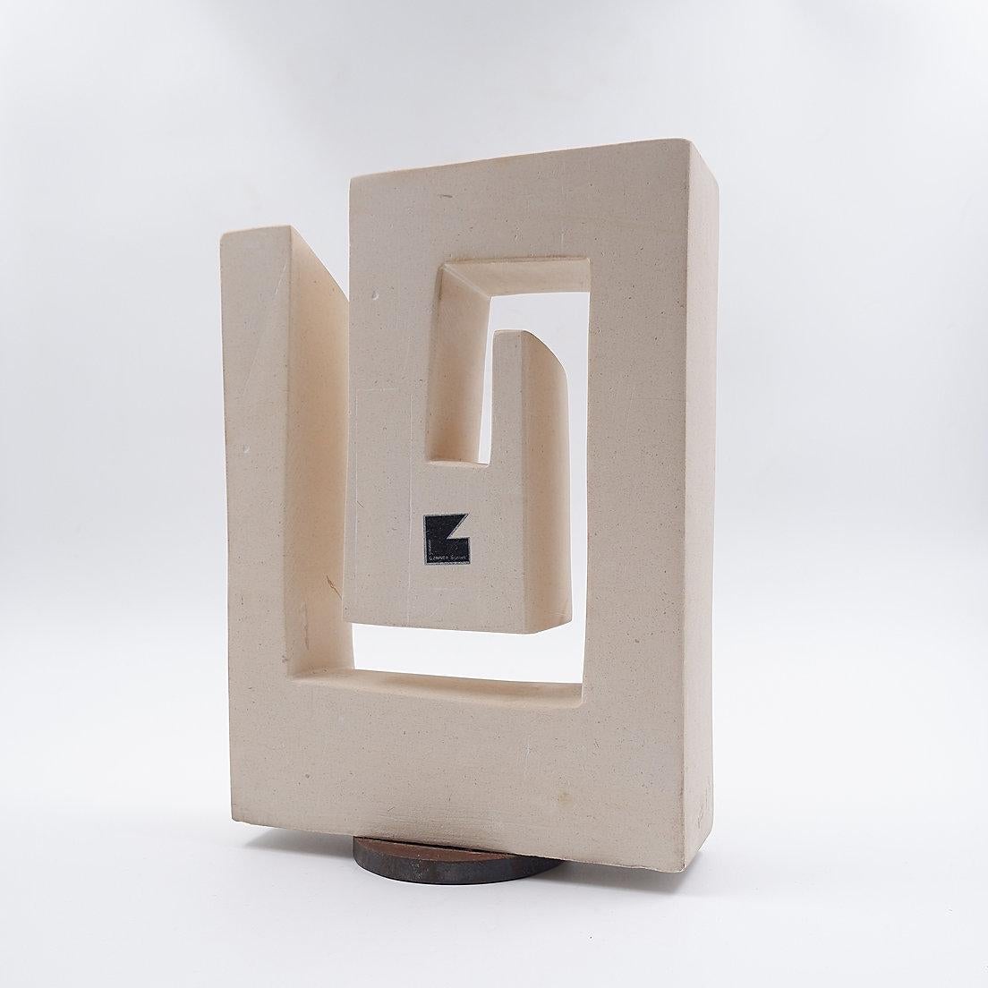 Stone Minimalist and geometric sculpture - Signed and dated 1973