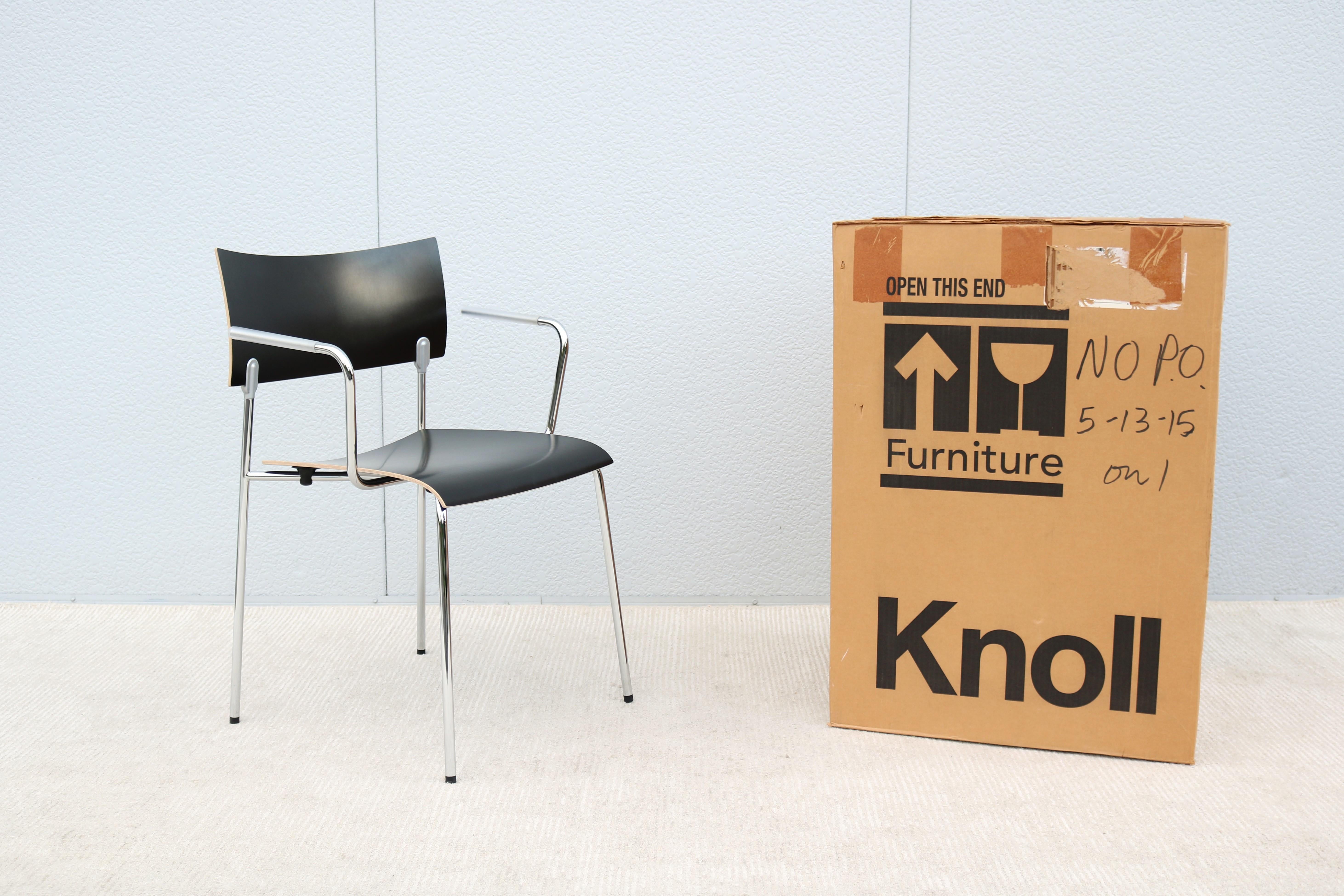 Sedia minimalista Antti Kotilainen per Piiroinen, Knoll Chip A Wood e Chrome in vendita 12