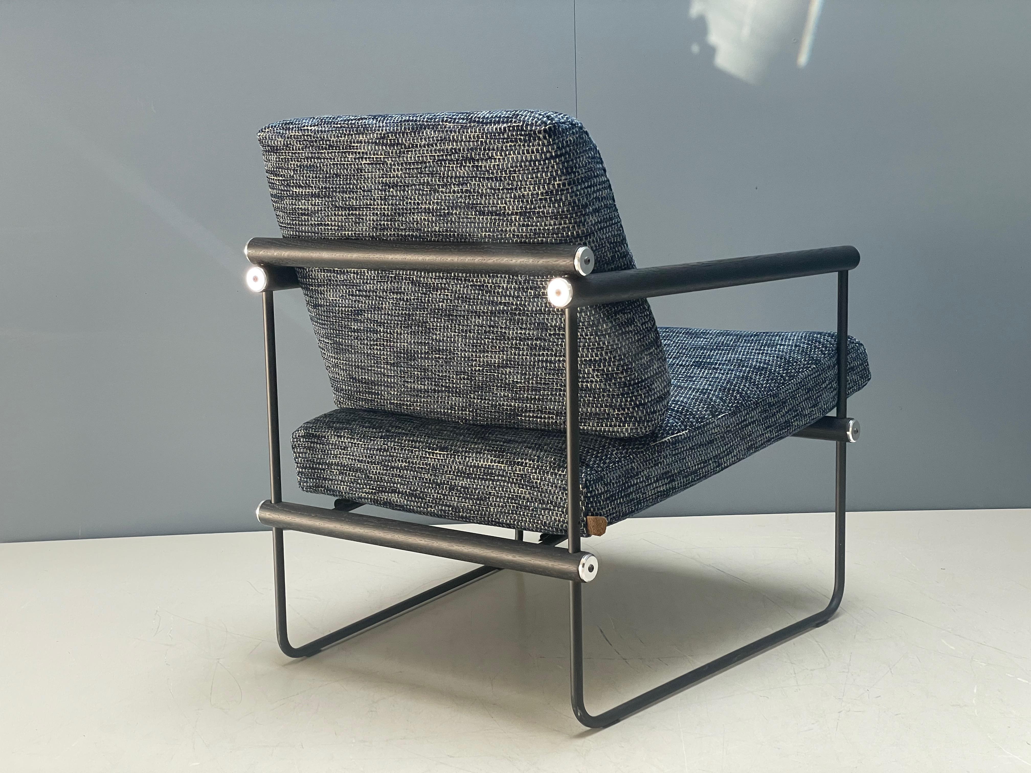 Minimalist Armchair, Black Metal Frame, Light Weight, Blue Upholstery Boucle Ded In Excellent Condition For Sale In Swalmen, NL