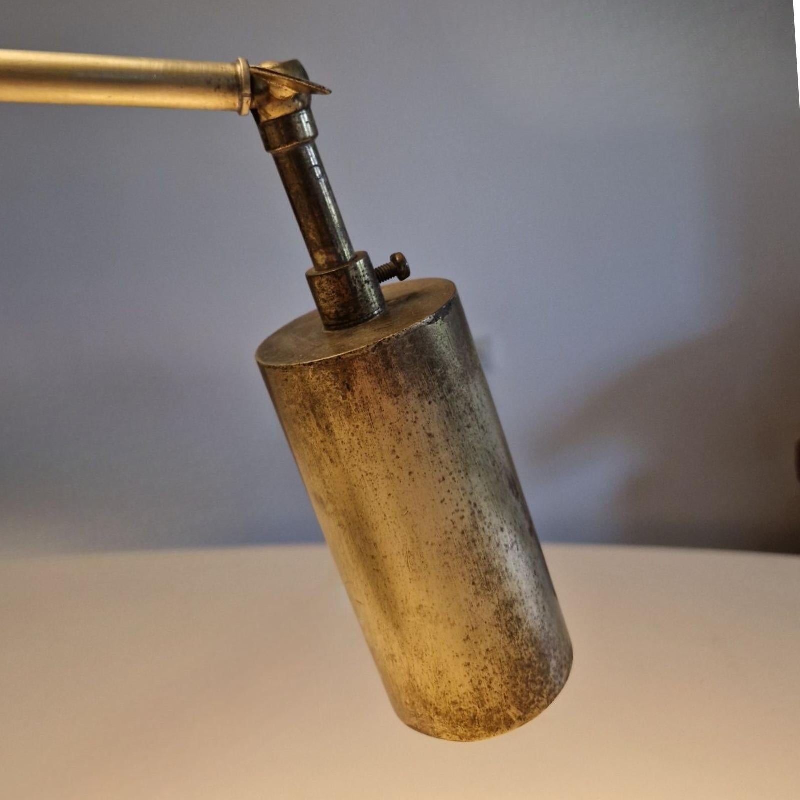 Minimalist articulated brass desk lamp, Italy 1950s 5