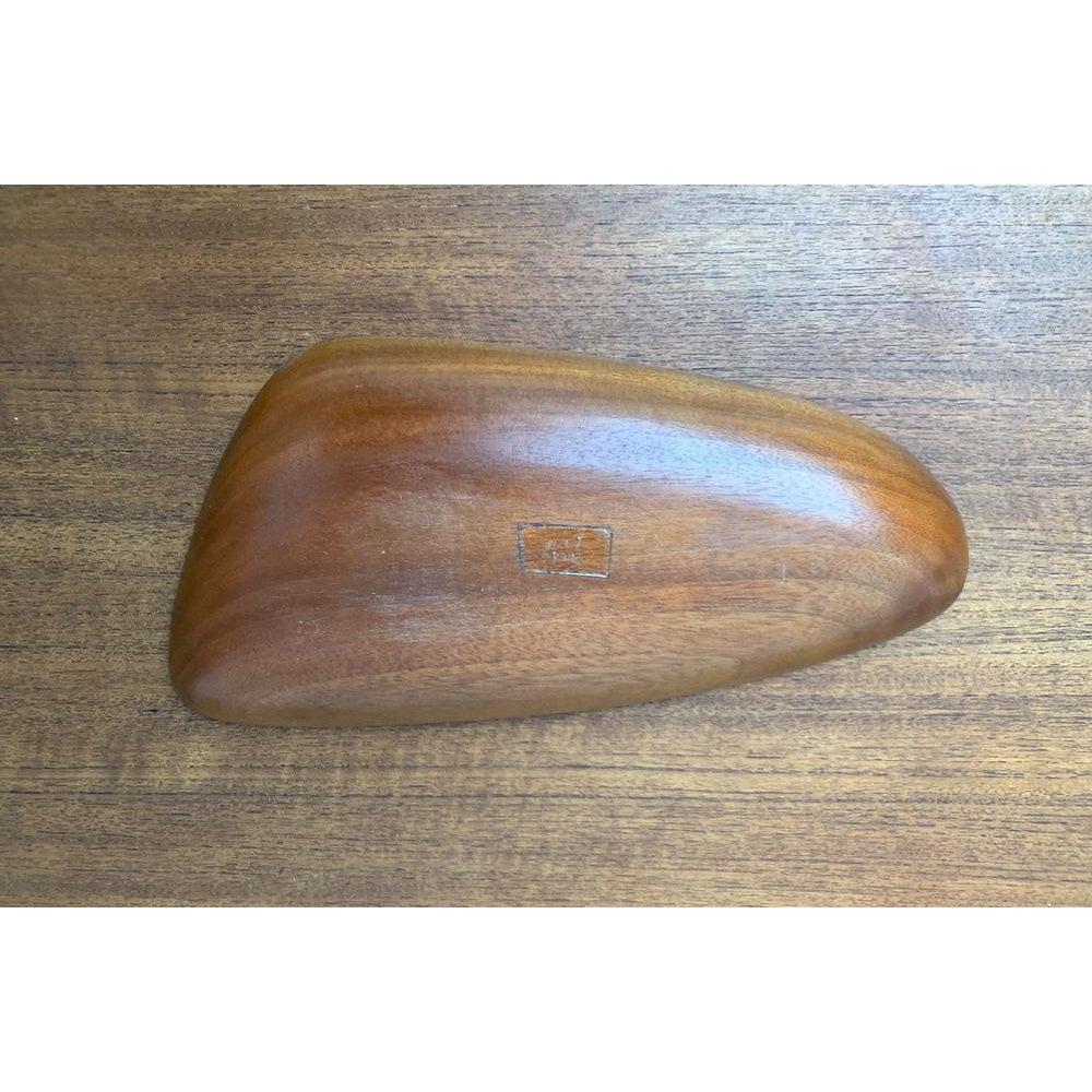Minimalist Asymmetric Teak Bowl, 1960s For Sale 1
