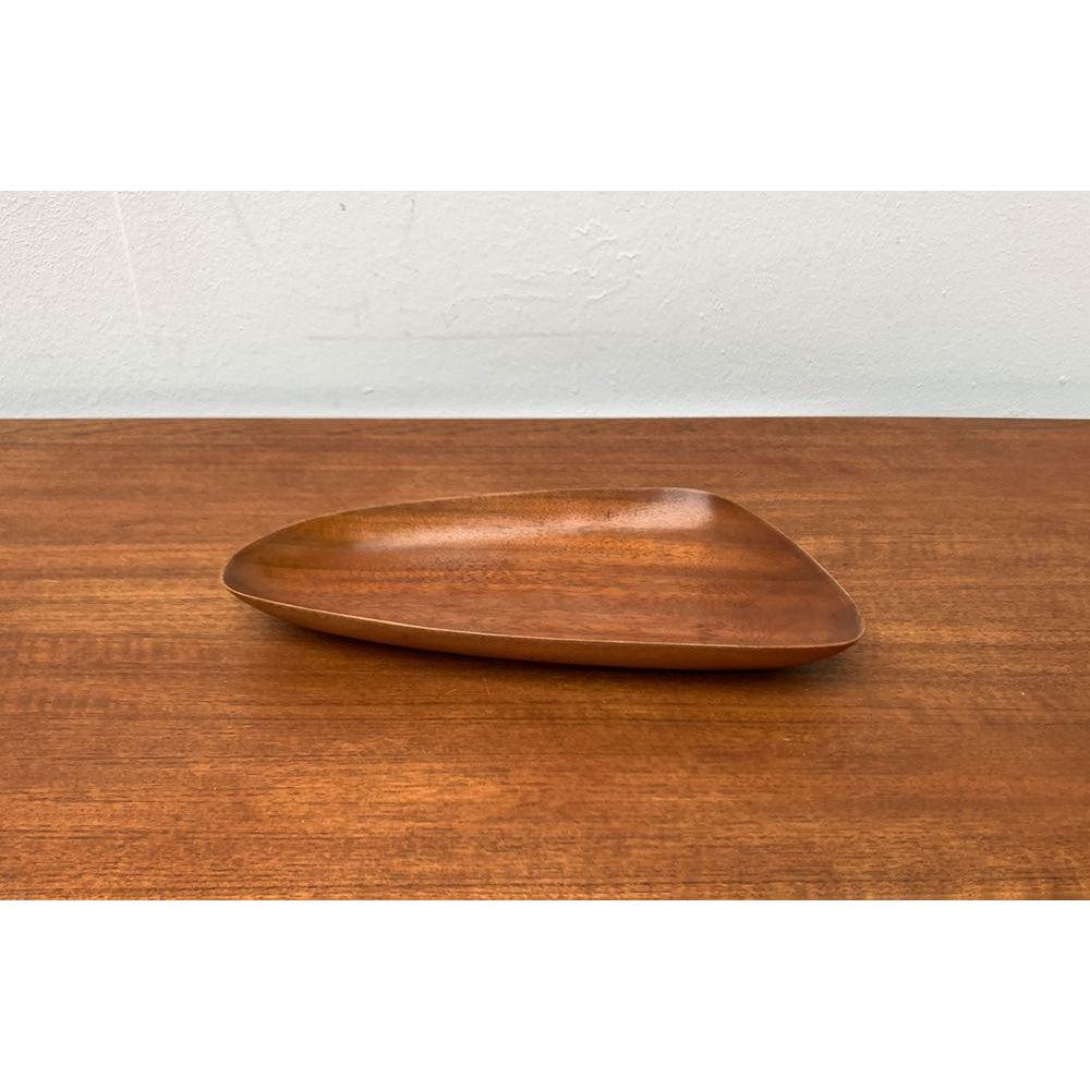 Minimalist Asymmetric Teak Bowl, 1960s For Sale 3